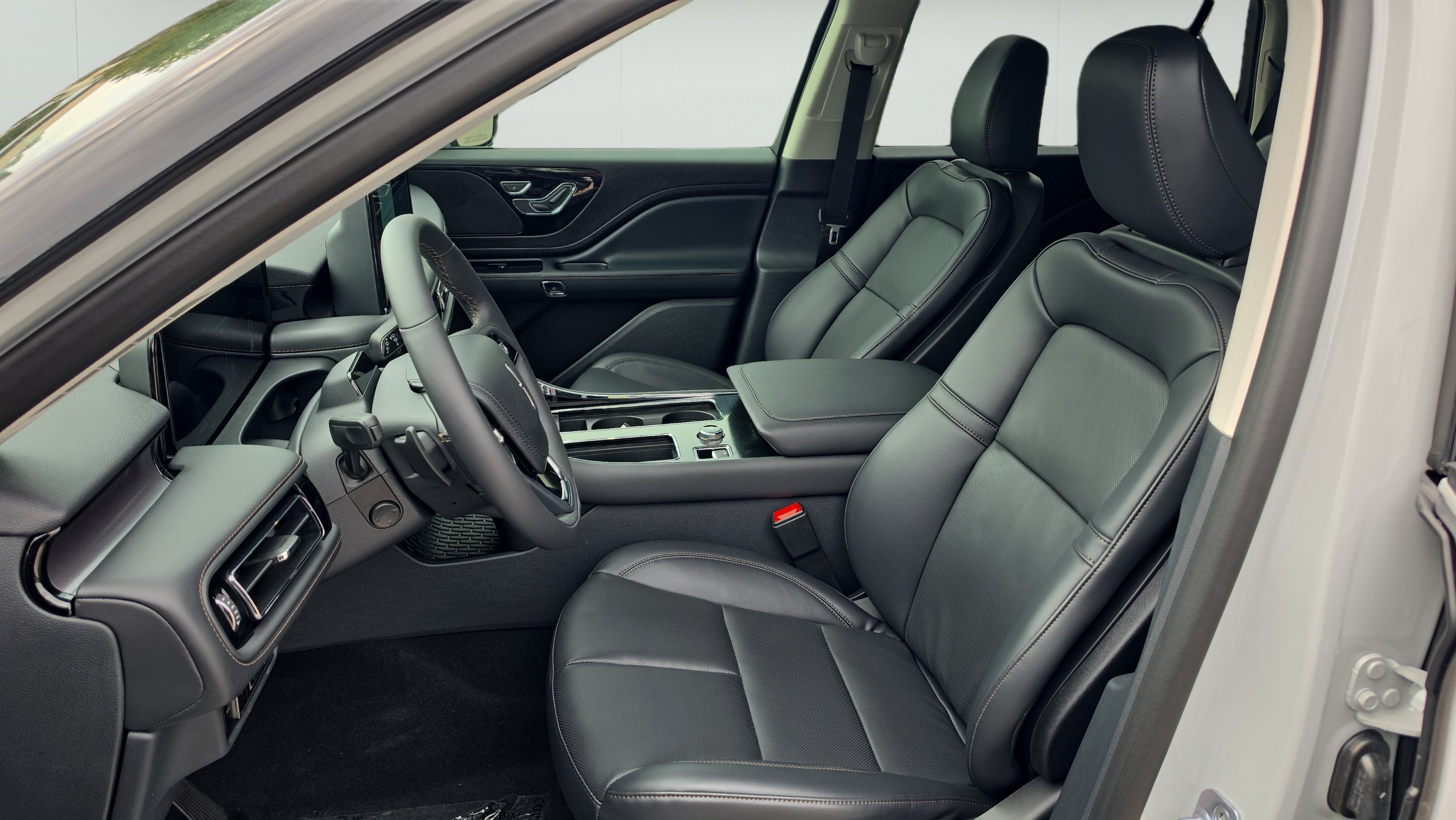 2027 Lincoln Aviator Premiere