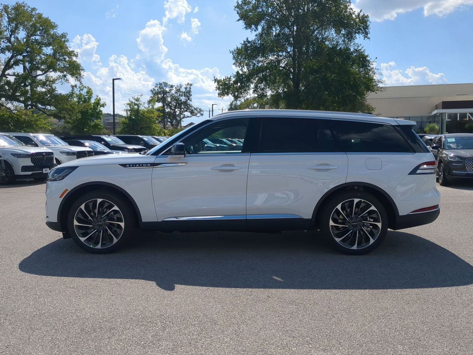 2025 Lincoln Aviator Reserve