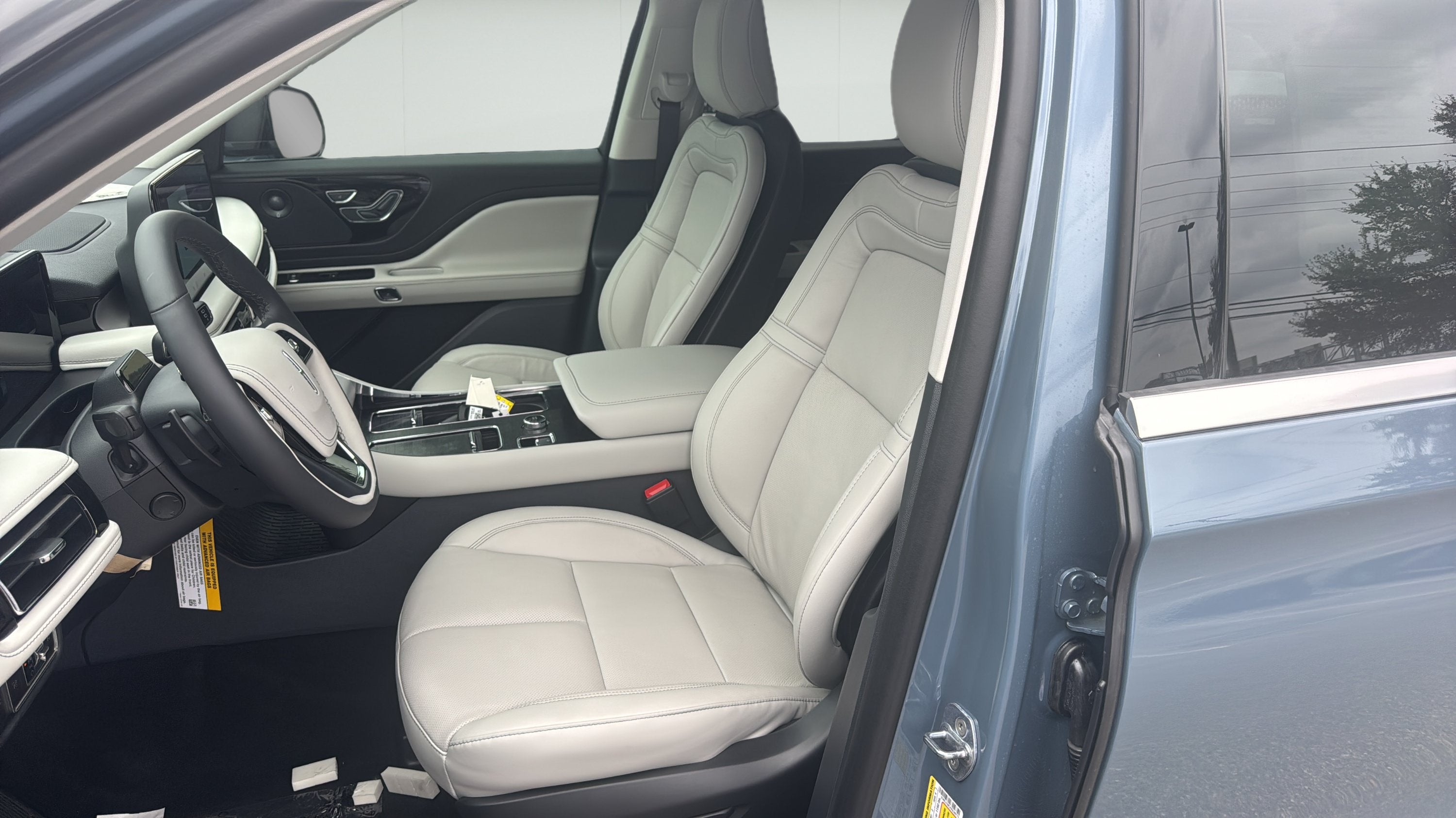 2027 Lincoln Aviator Reserve