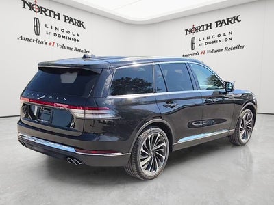 2027 Lincoln Aviator Reserve
