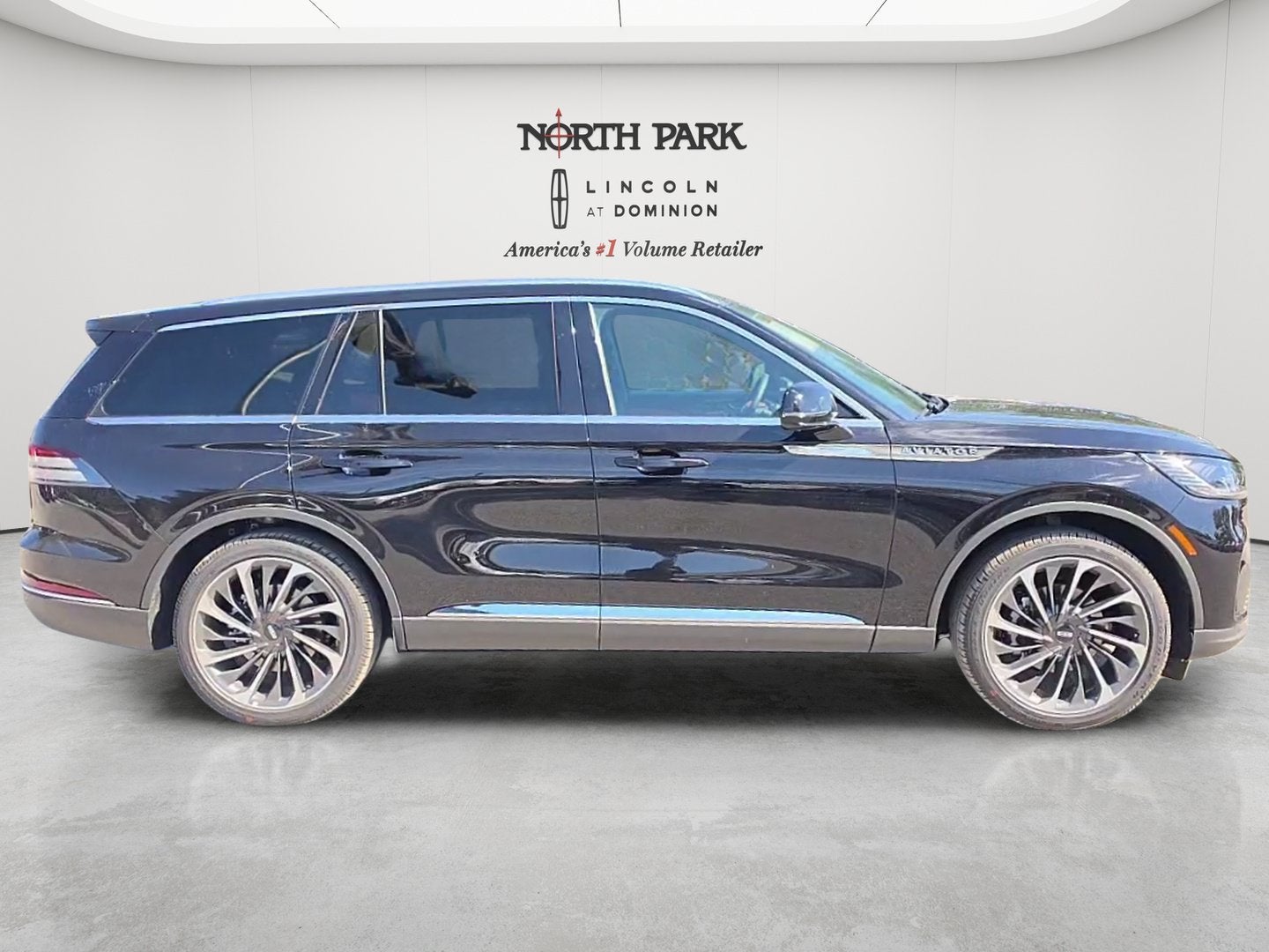 2027 Lincoln Aviator Reserve
