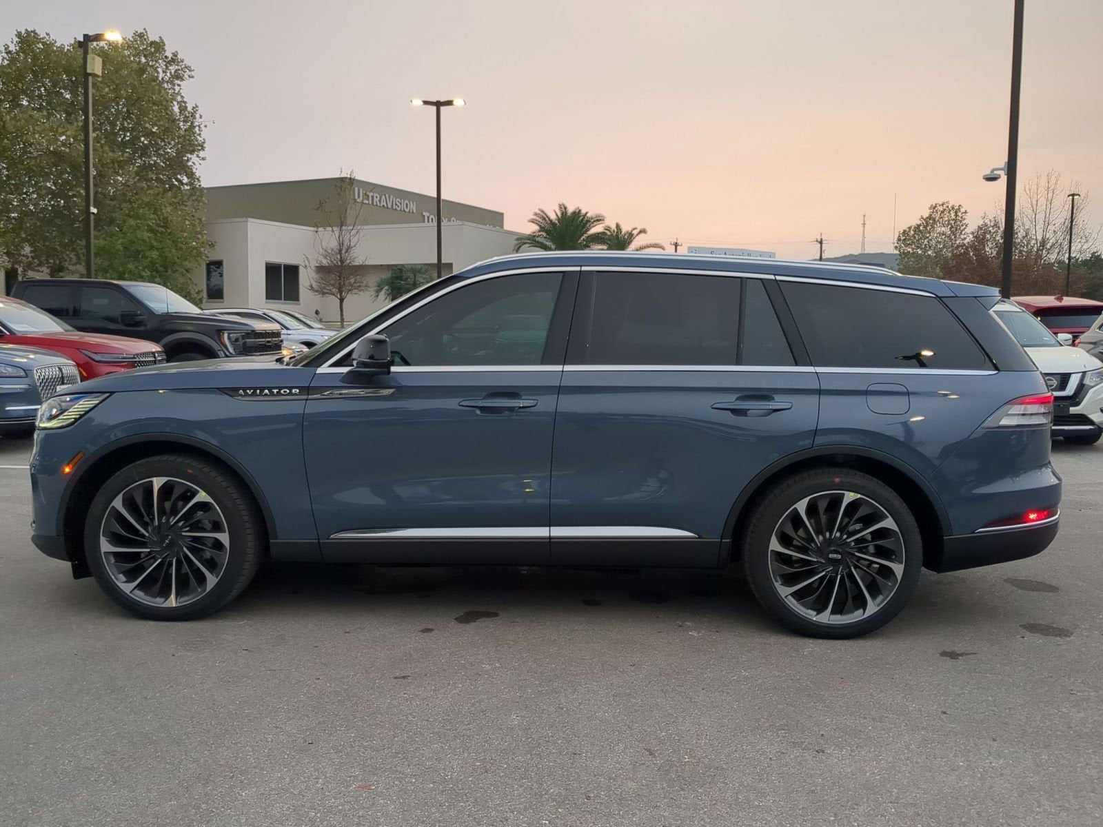 2026 Lincoln Aviator Reserve