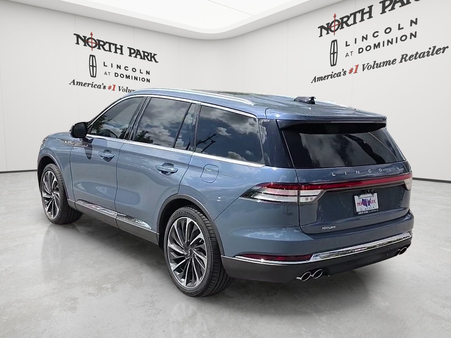 2027 Lincoln Aviator Reserve