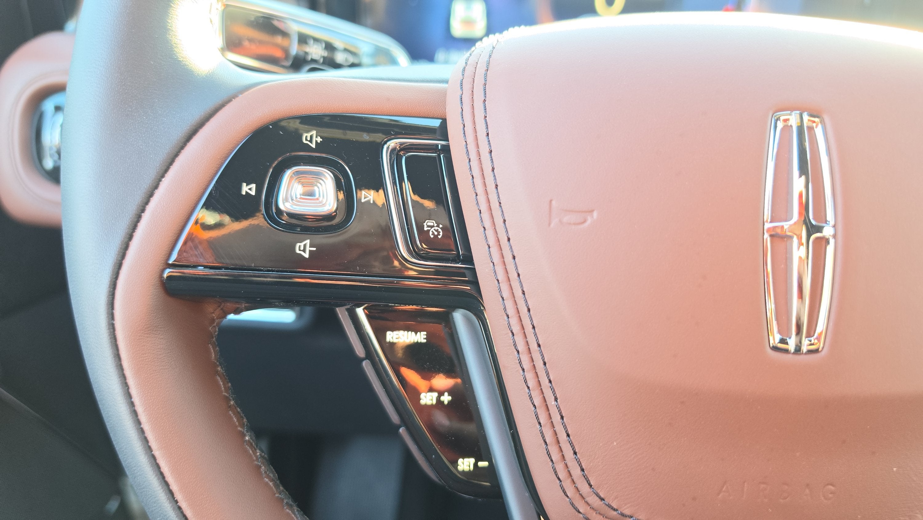 2027 Lincoln Aviator Reserve