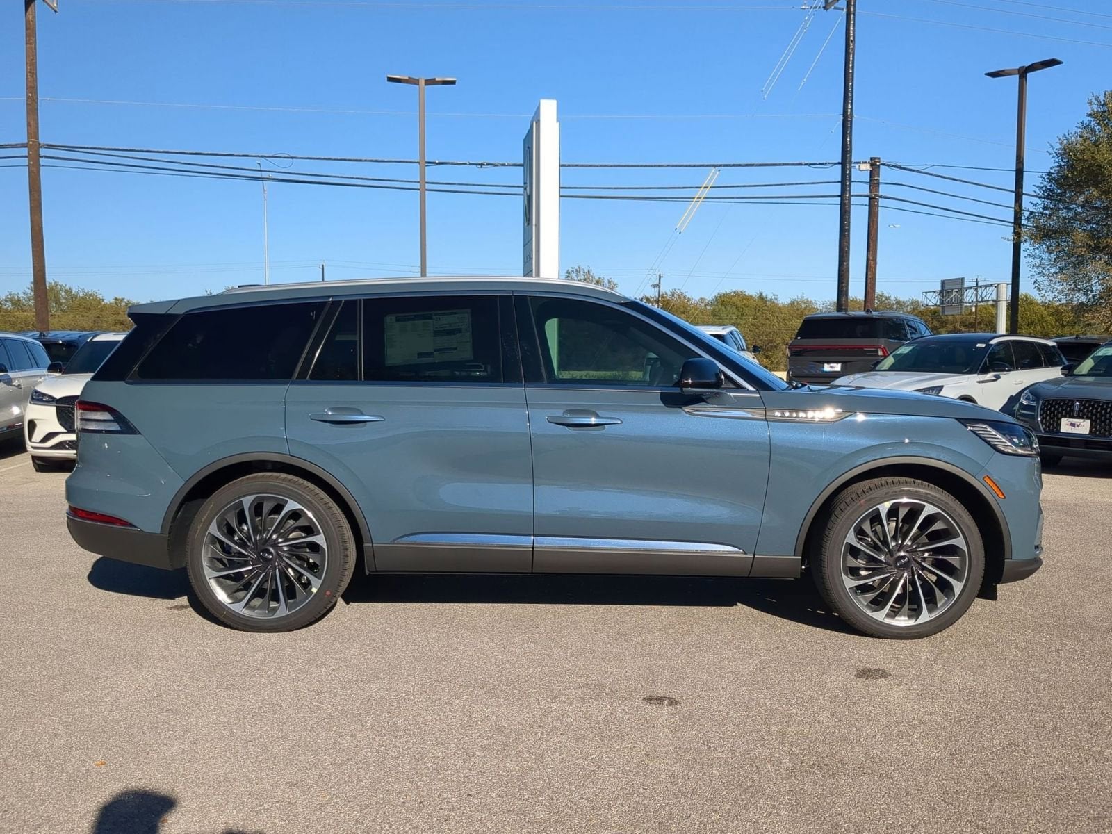 2026 Lincoln Aviator Reserve
