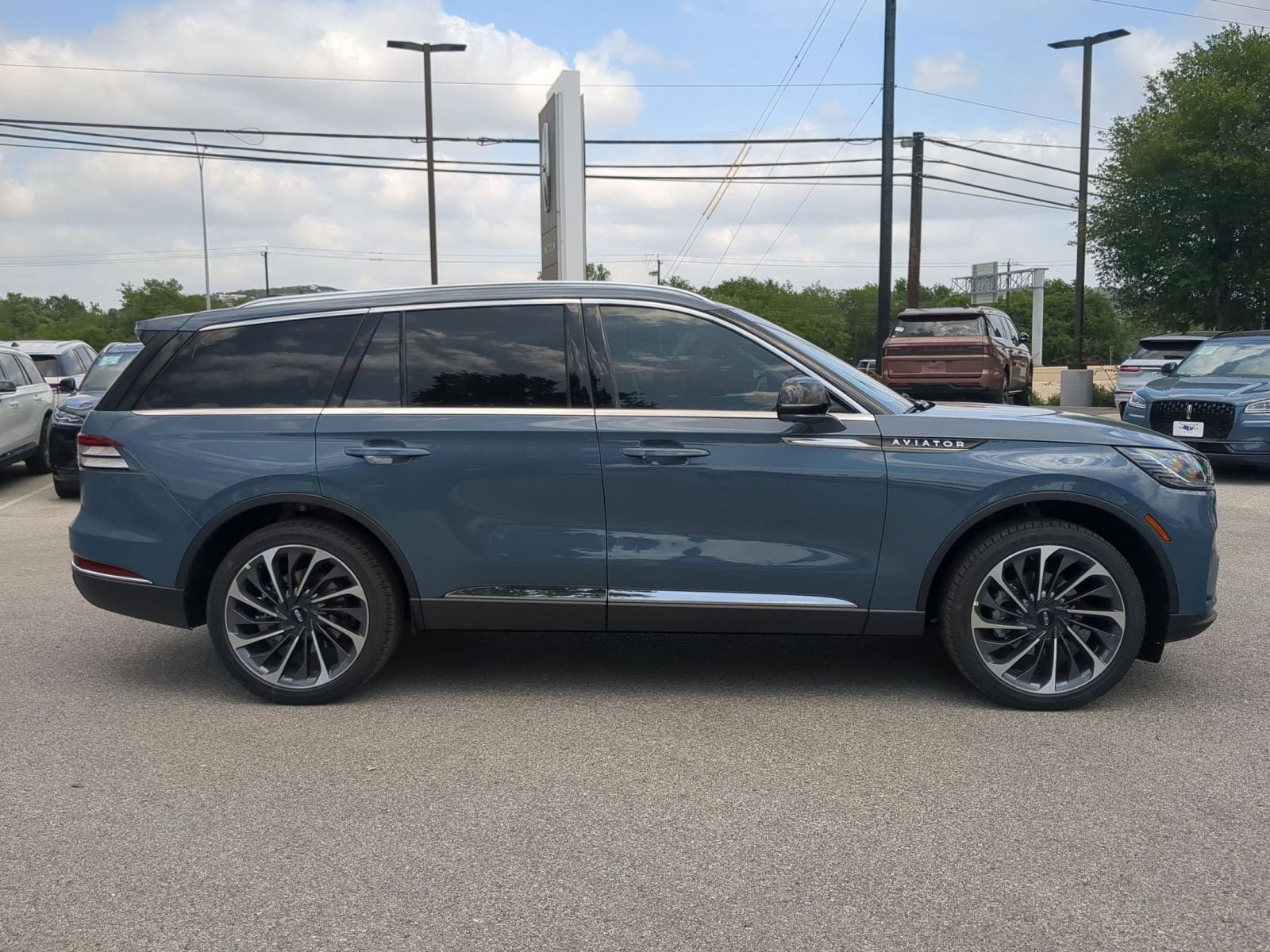 2026 Lincoln Aviator Reserve