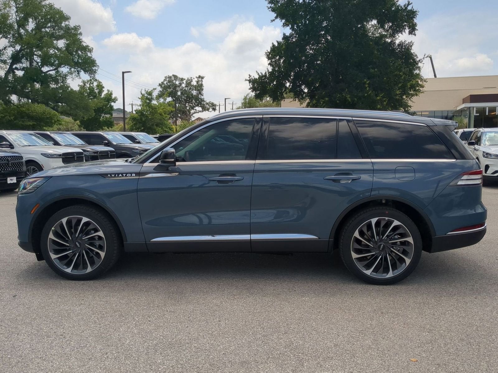 2026 Lincoln Aviator Reserve
