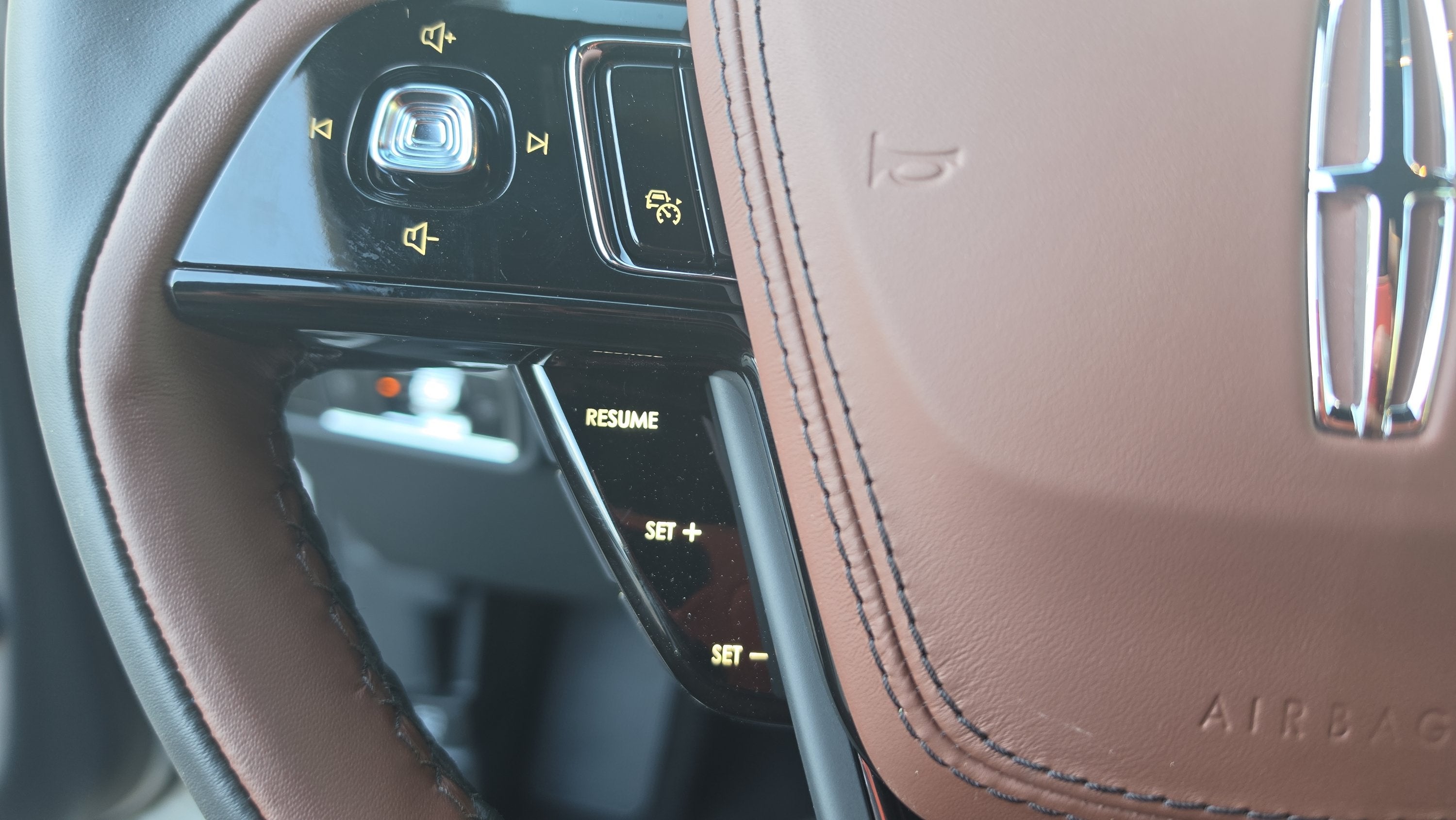 2027 Lincoln Aviator Reserve