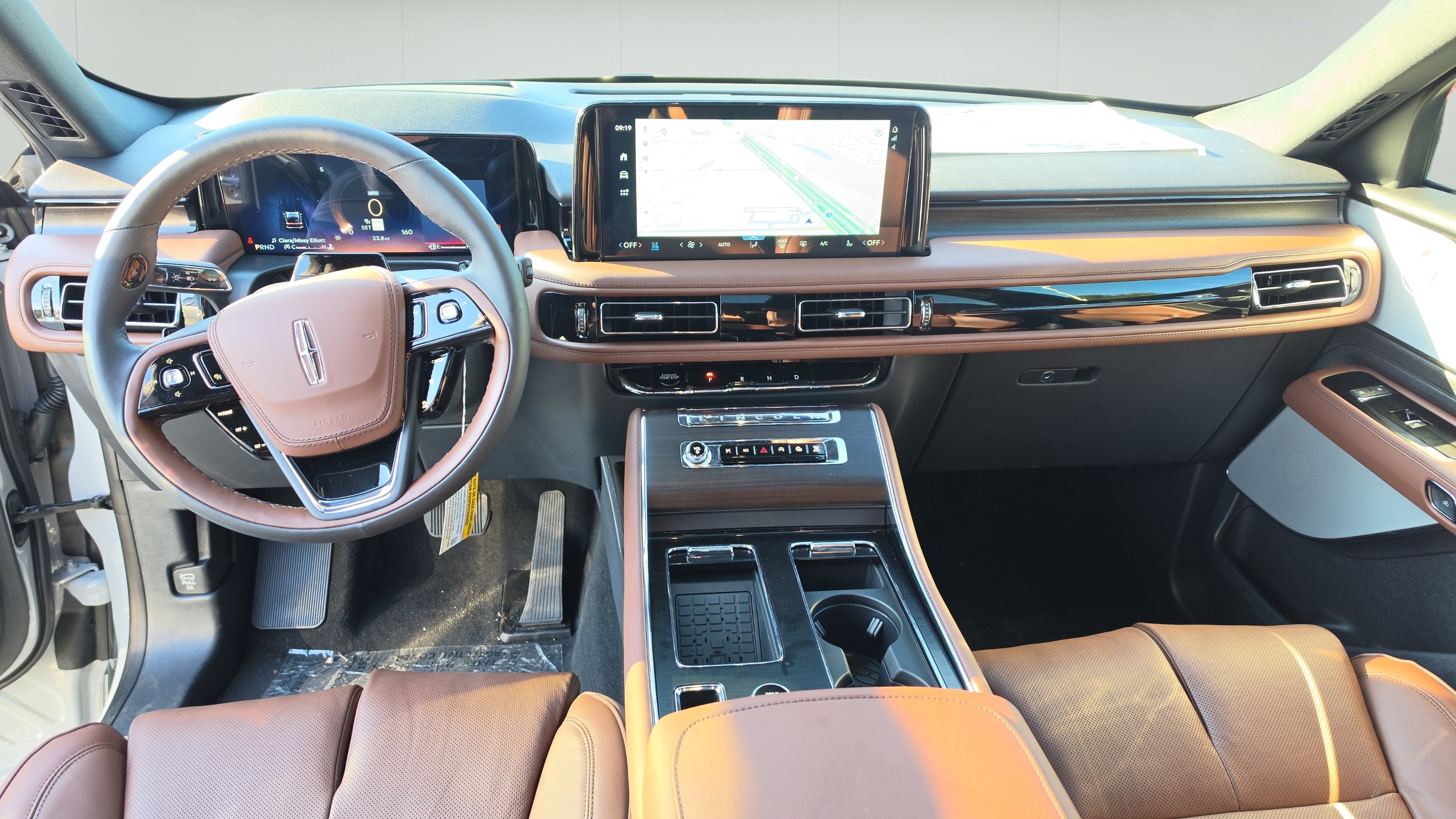 2027 Lincoln Aviator Reserve