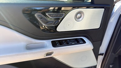 2027 Lincoln Aviator Reserve