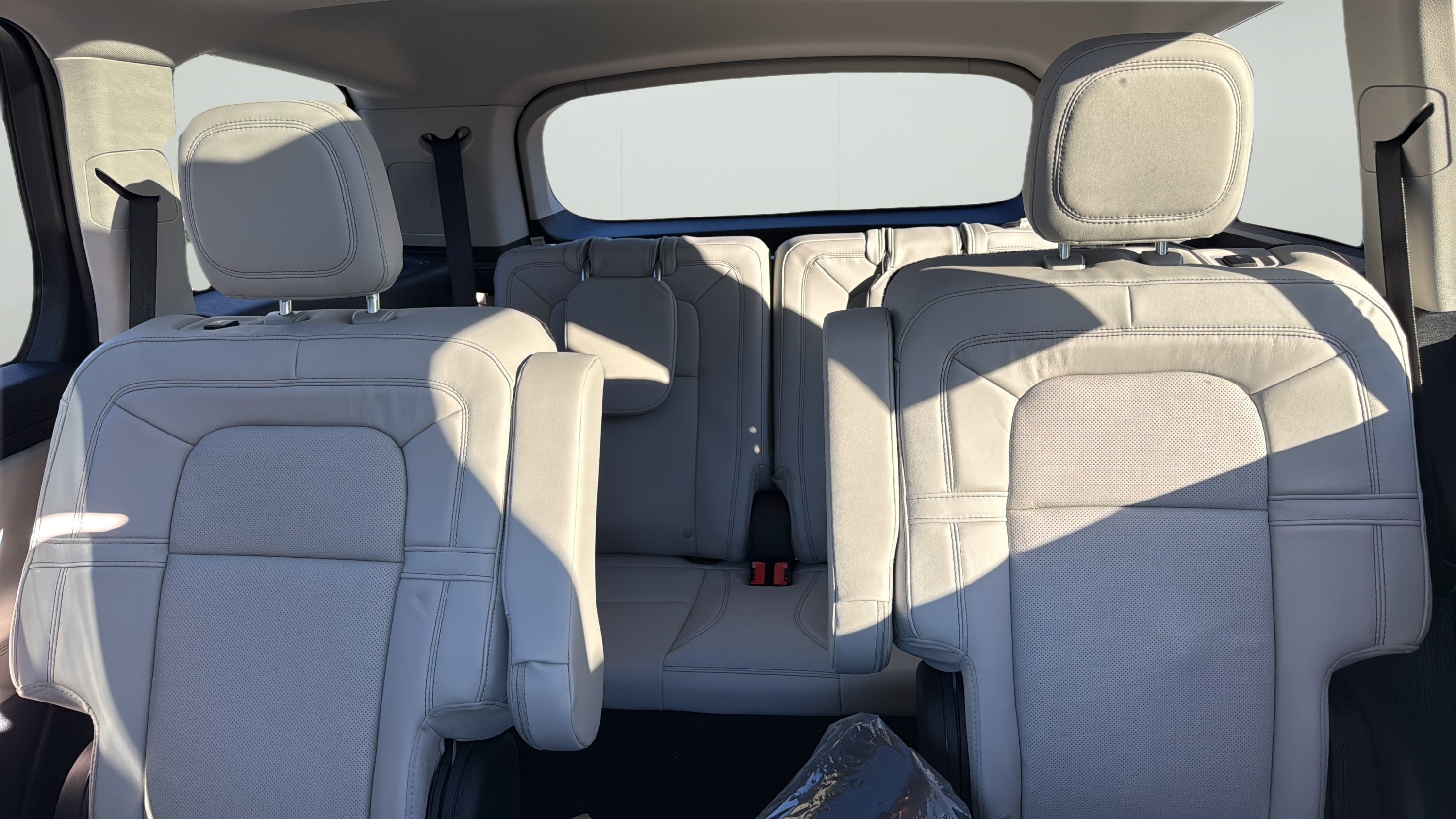 2027 Lincoln Aviator Reserve