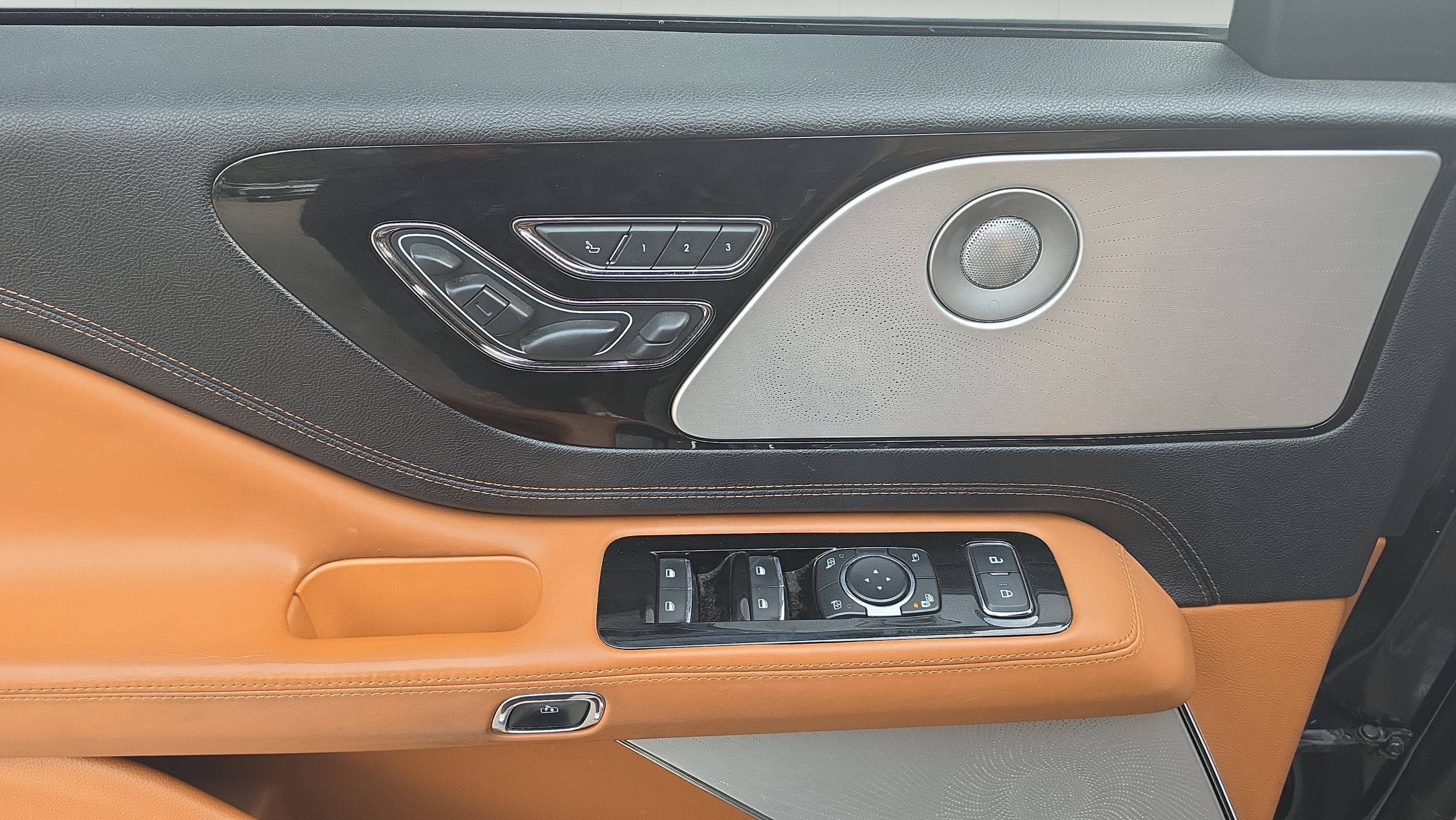 2020 Lincoln Aviator Black Label