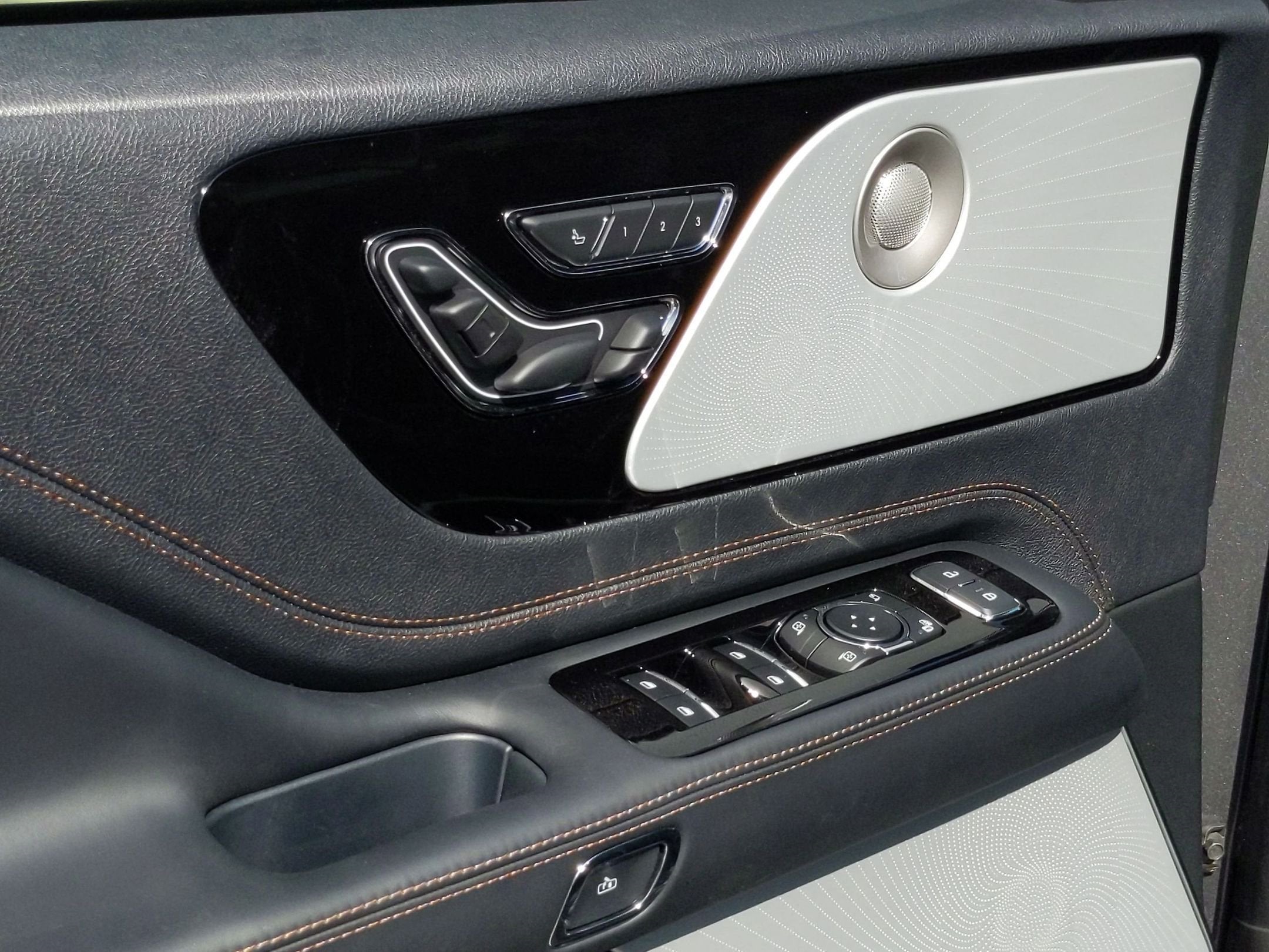 2025 Lincoln Aviator Black Label