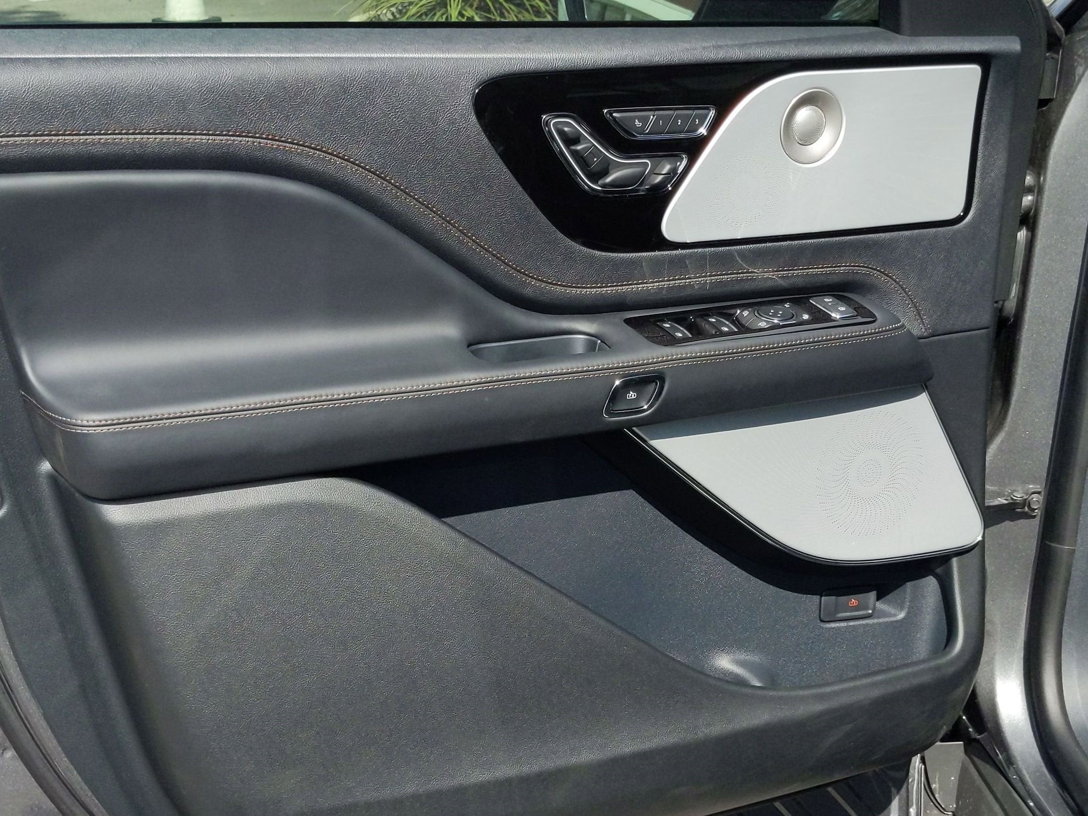 2025 Lincoln Aviator Black Label