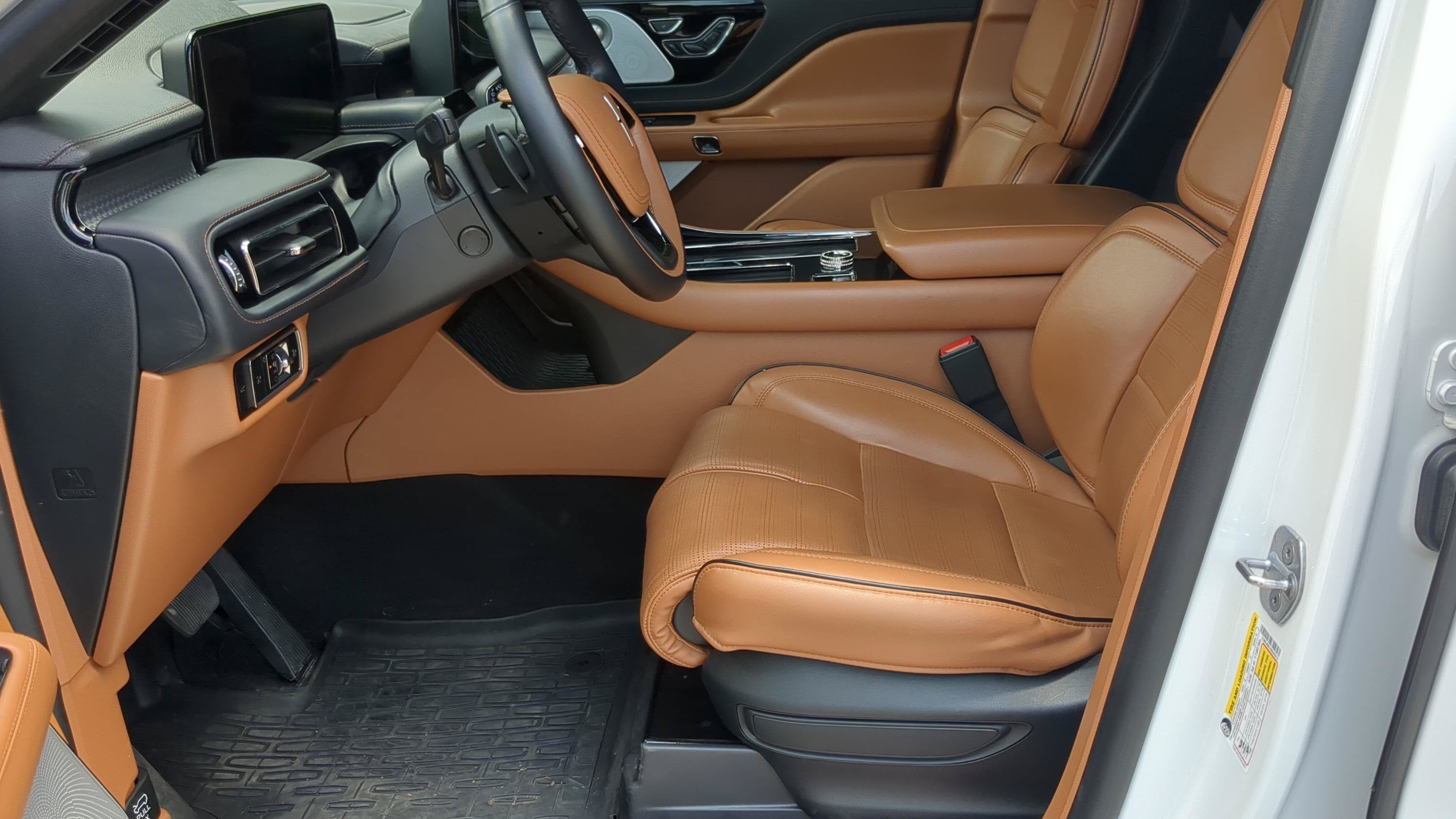 2025 Lincoln Aviator Black Label