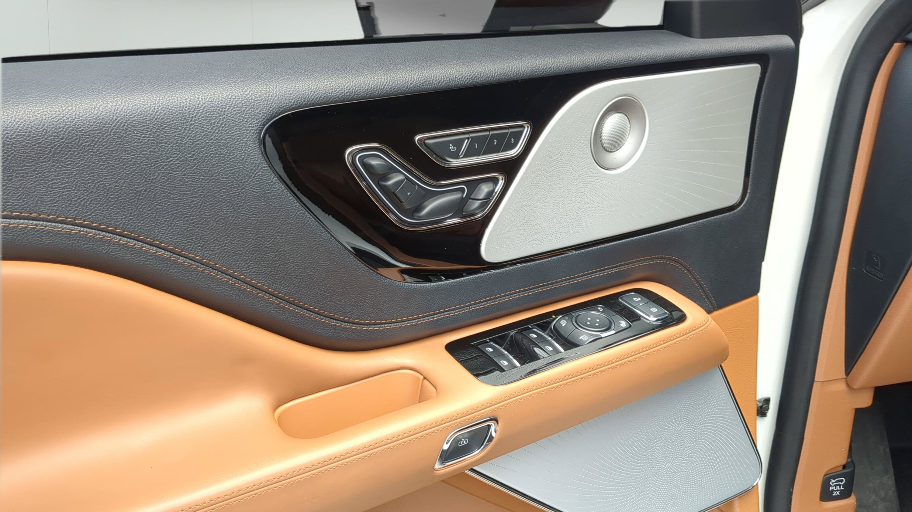 2025 Lincoln Aviator Black Label