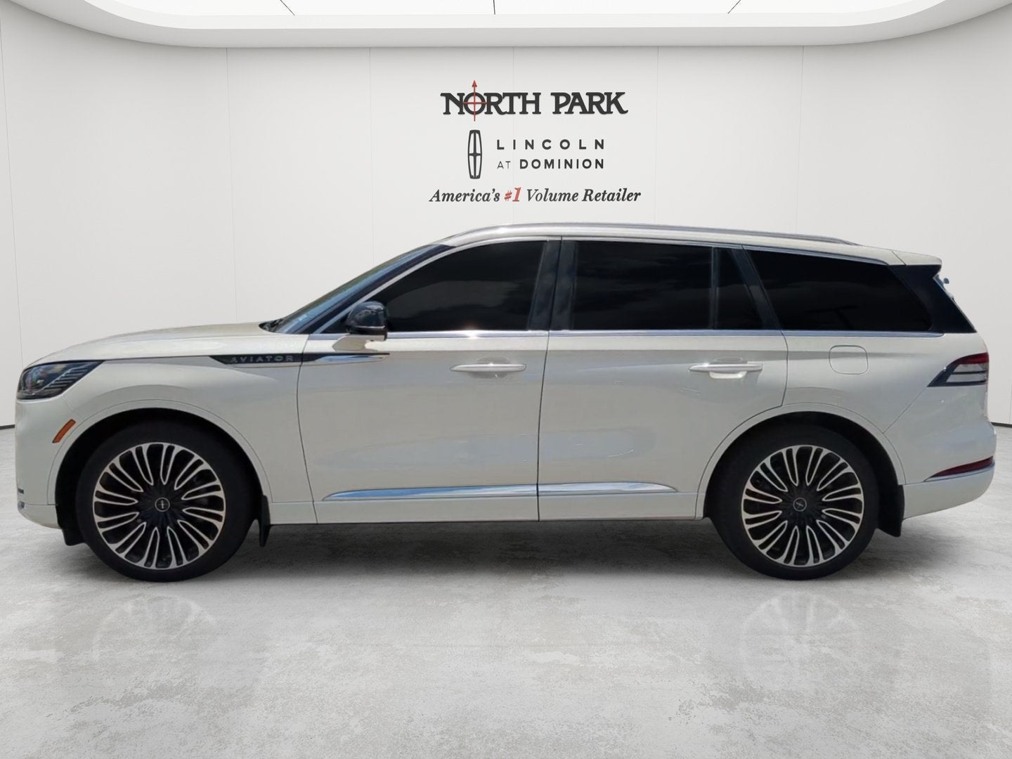 2025 Lincoln Aviator Black Label