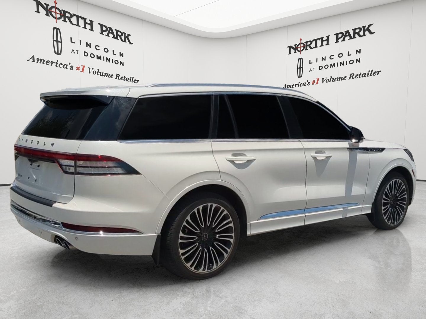 2025 Lincoln Aviator Black Label