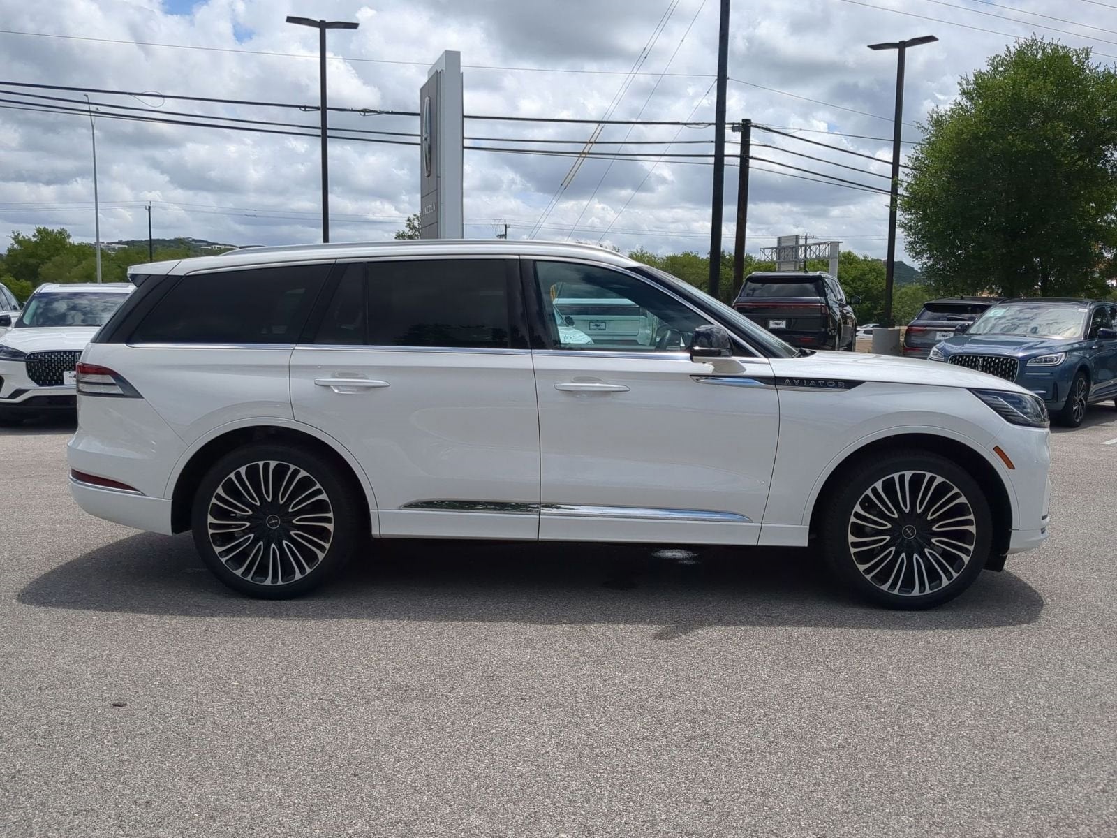 2025 Lincoln Aviator Black Label