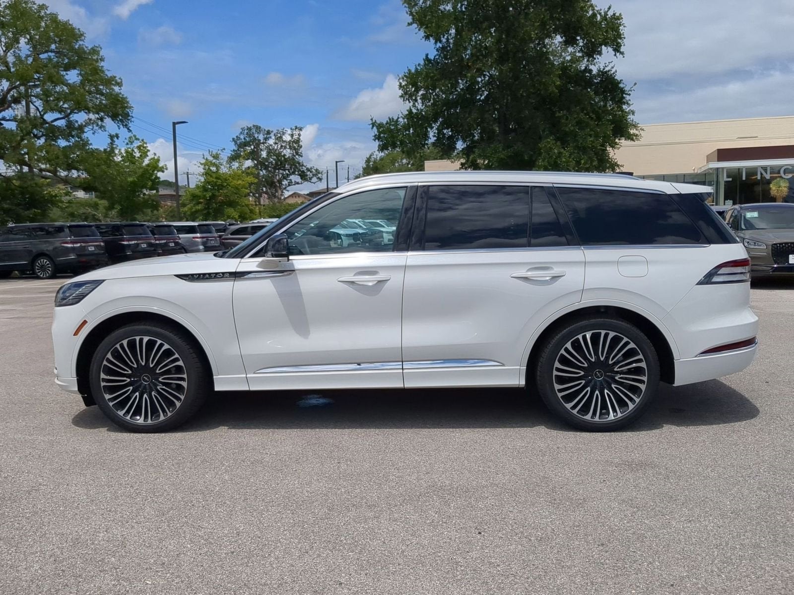 2025 Lincoln Aviator Black Label