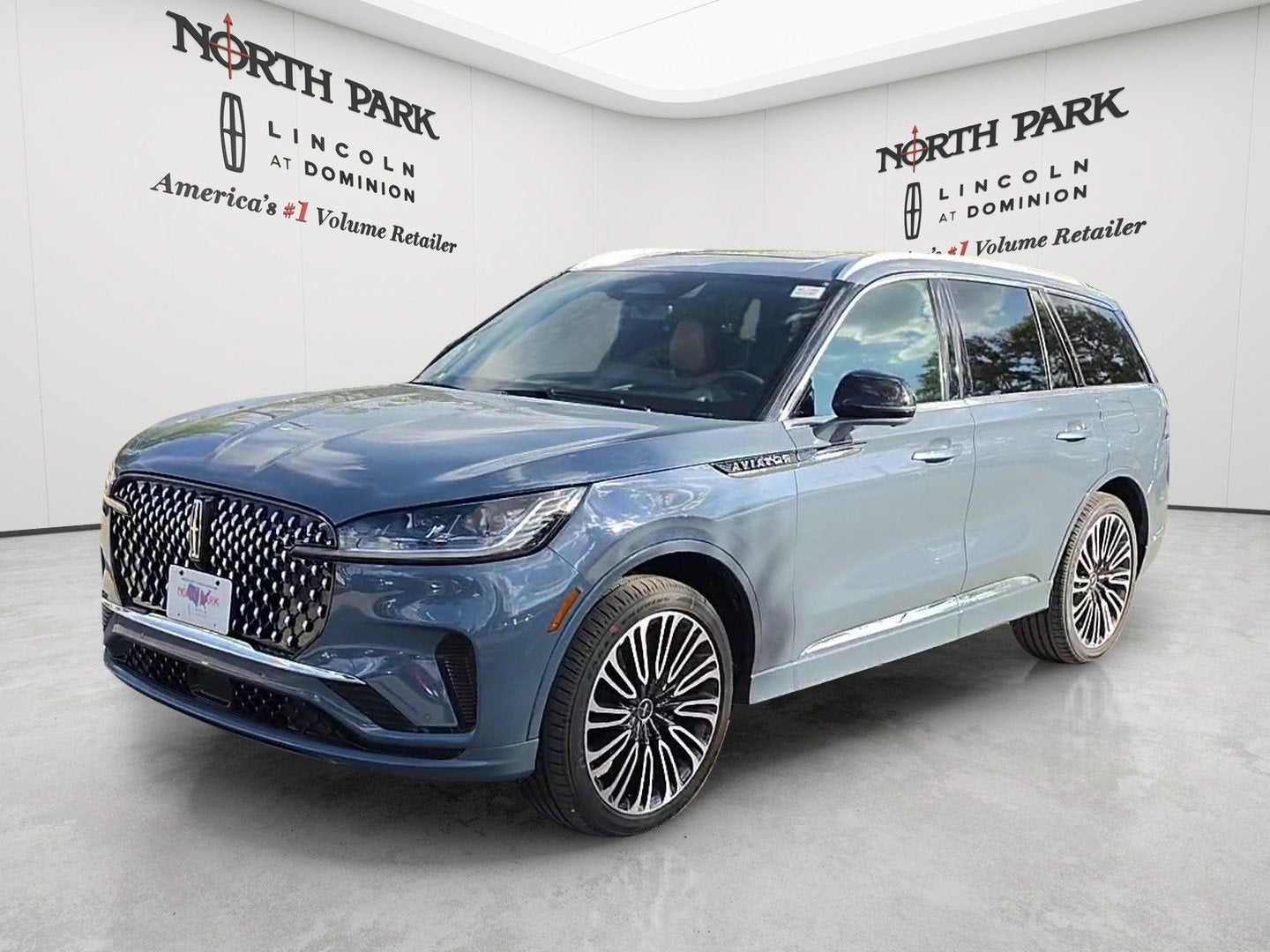 2027 Lincoln Aviator Black Label