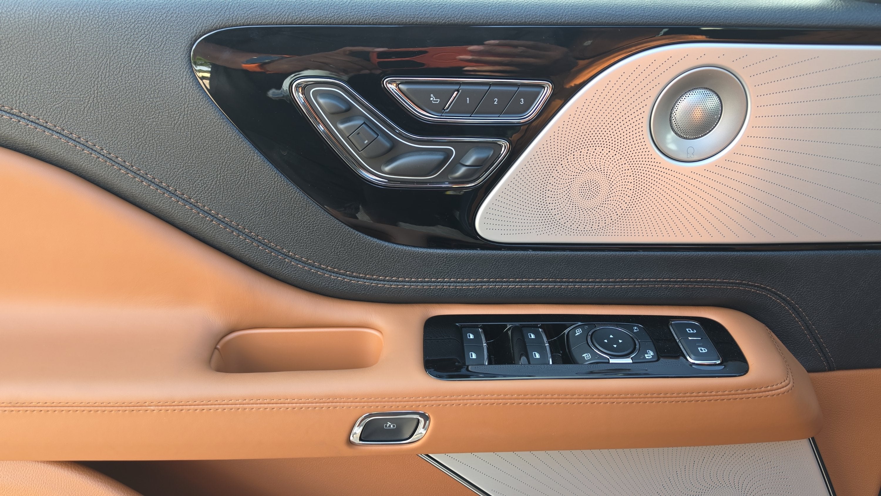 2027 Lincoln Aviator Black Label