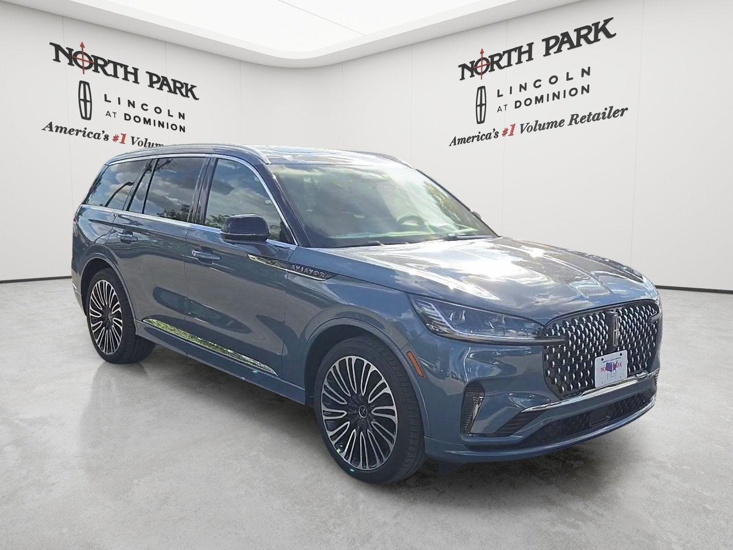 2027 Lincoln Aviator Black Label