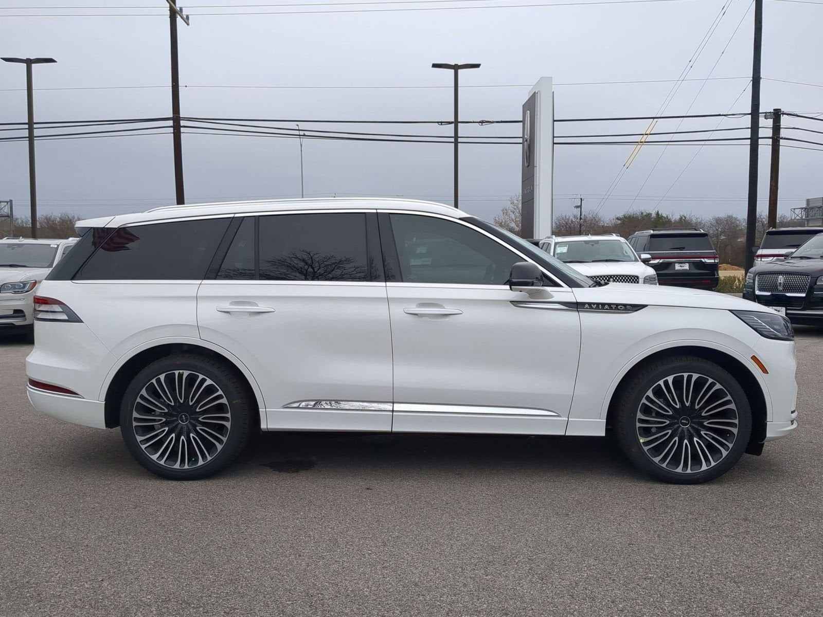 2025 Lincoln Aviator Black Label