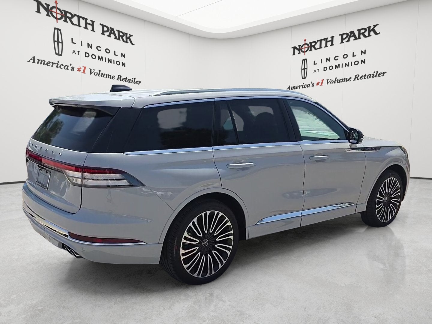2027 Lincoln Aviator Black Label