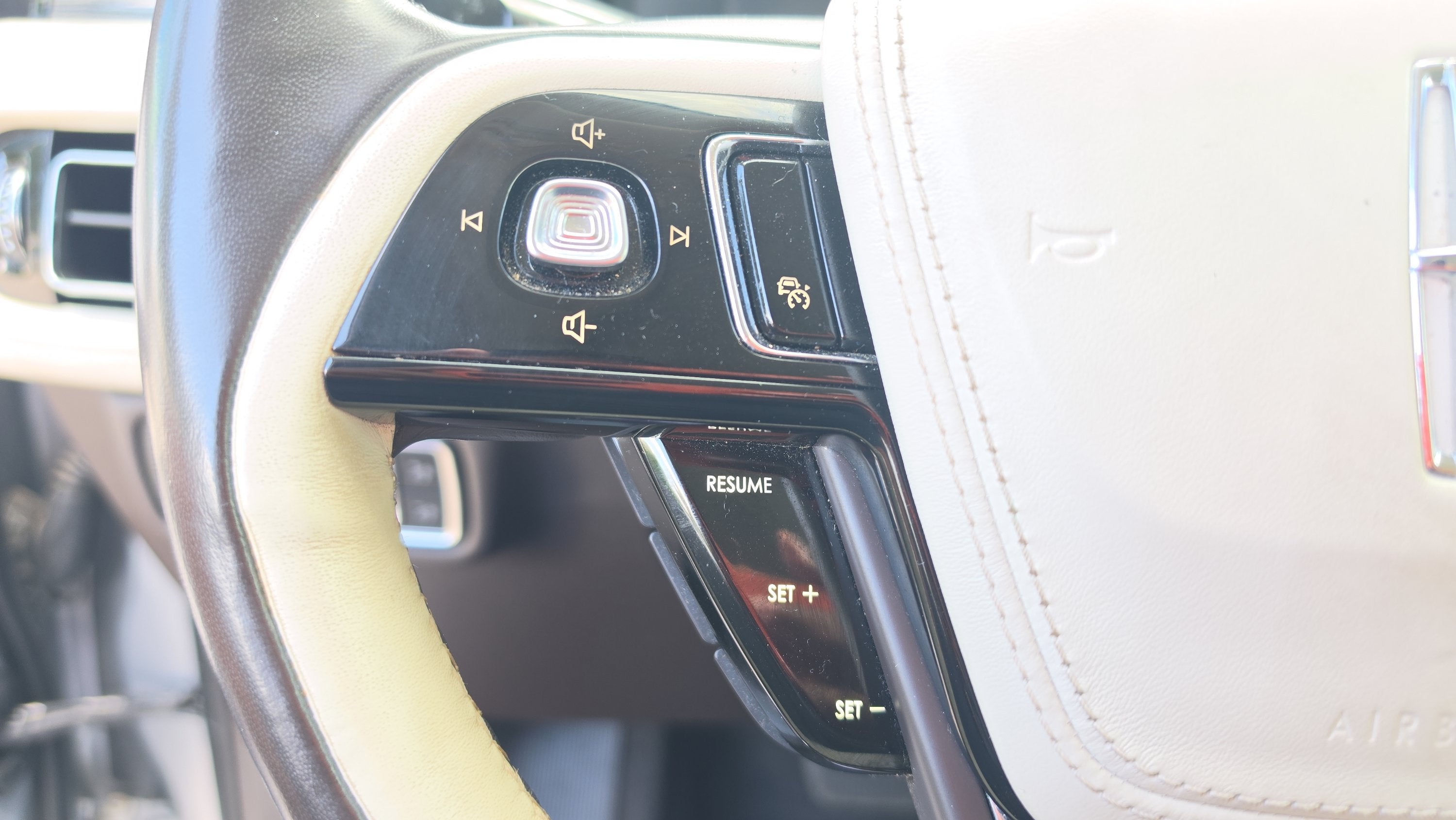 2020 Lincoln Aviator Black Label