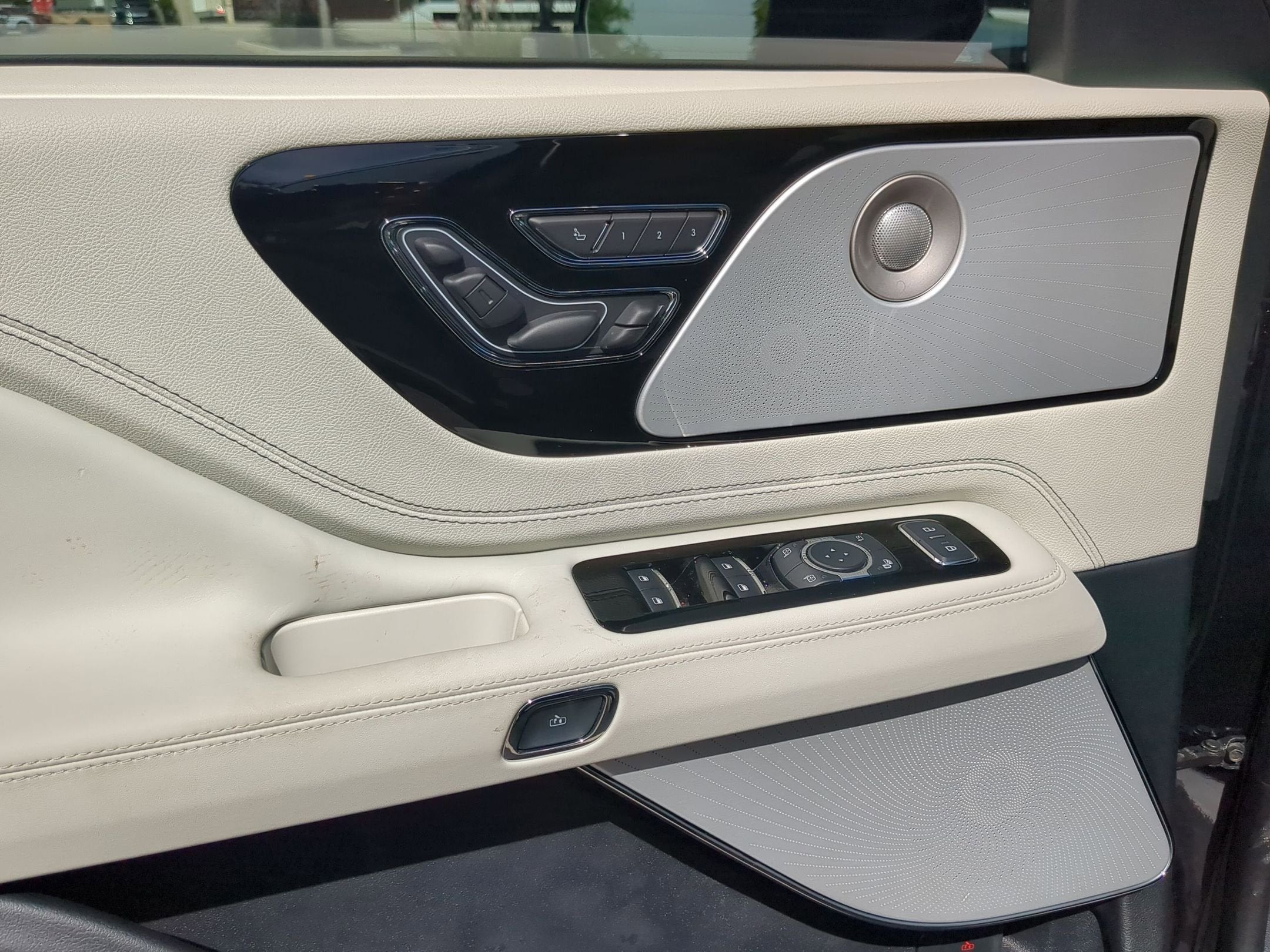 2026 Lincoln Aviator Black Label