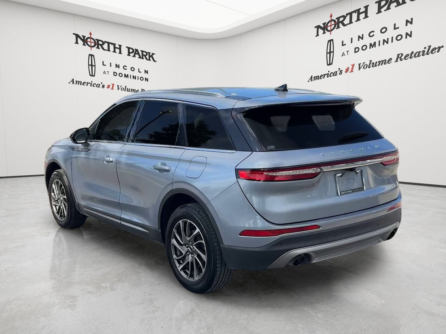 2022 Lincoln Corsair Standard