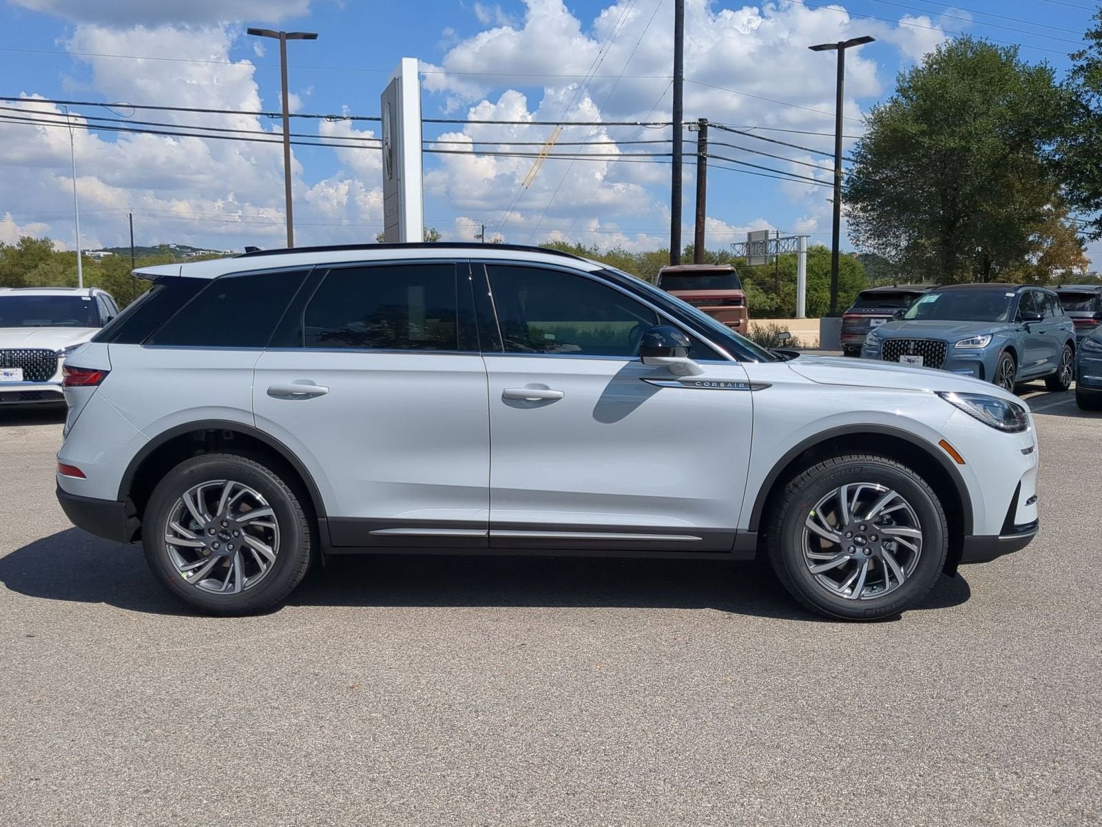 2026 Lincoln Corsair Premiere