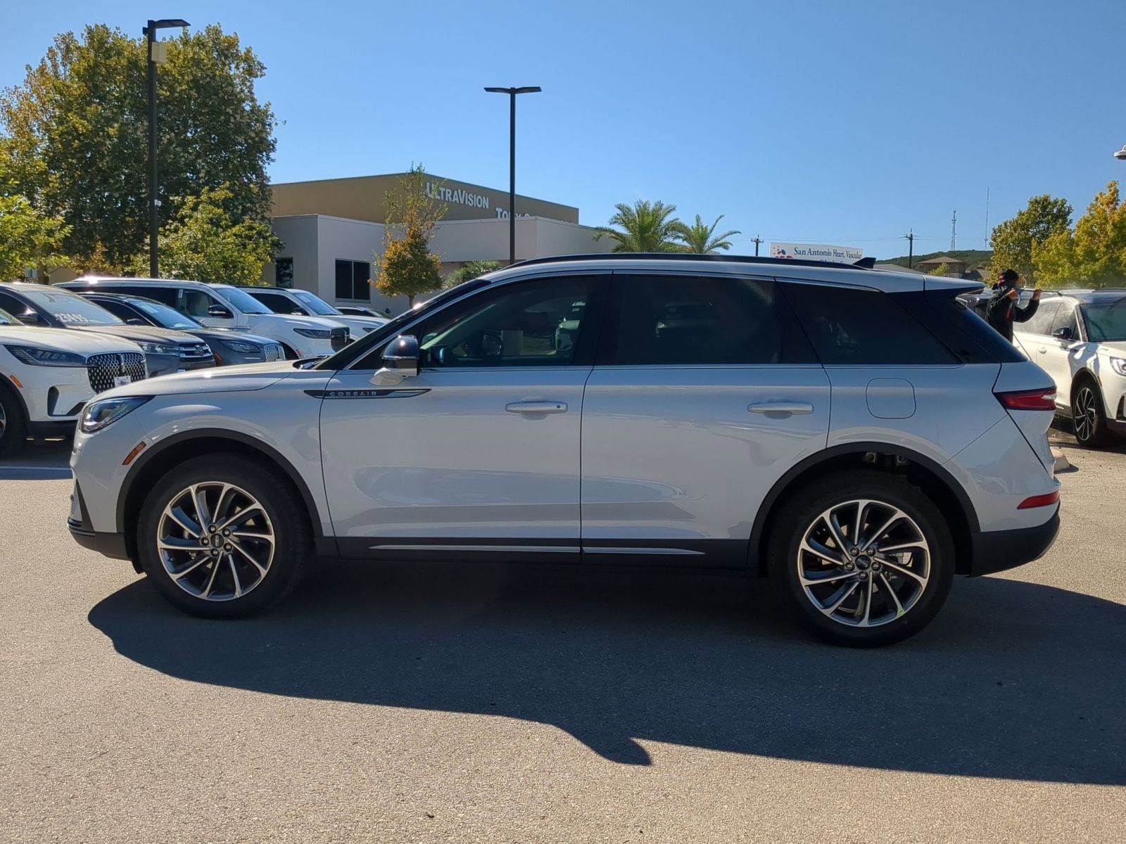 2026 Lincoln Corsair Premiere