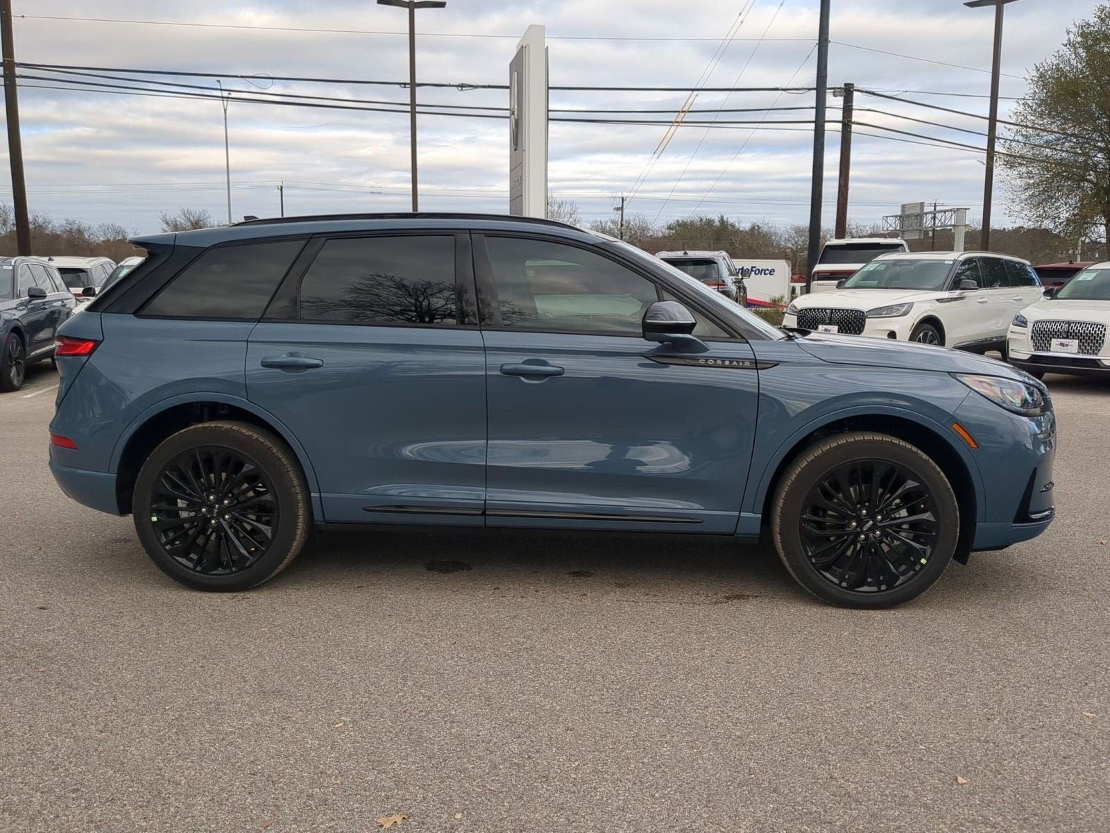 2026 Lincoln Corsair Premiere