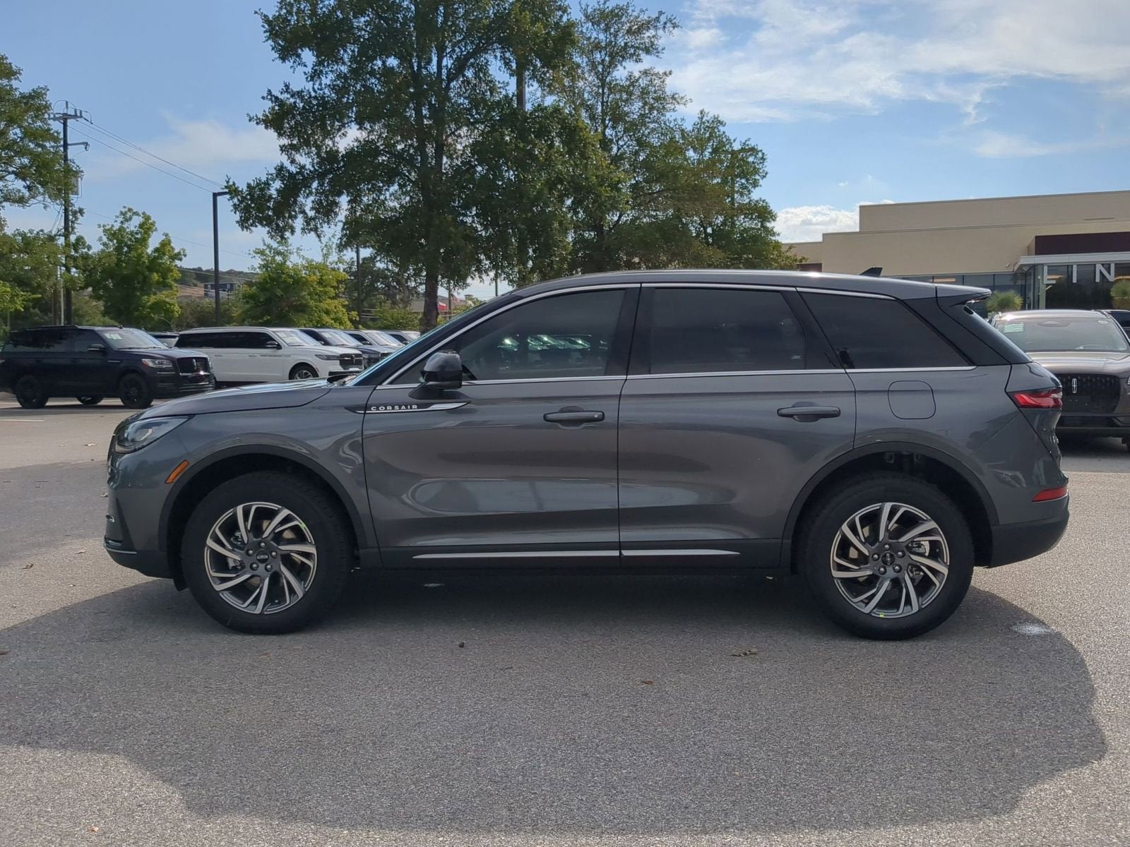 2025 Lincoln Corsair Premiere