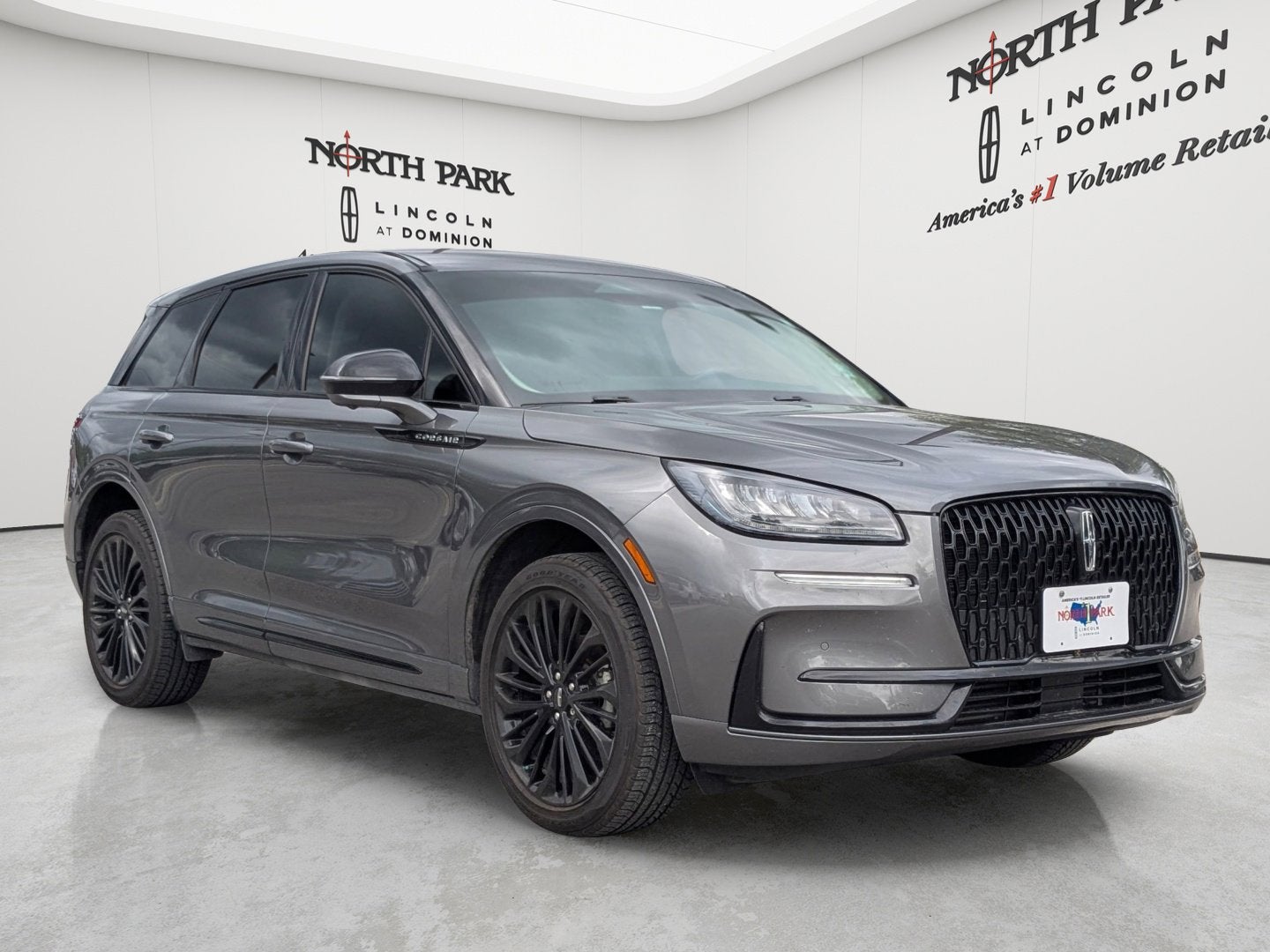 2023 Lincoln Corsair FWD's photo