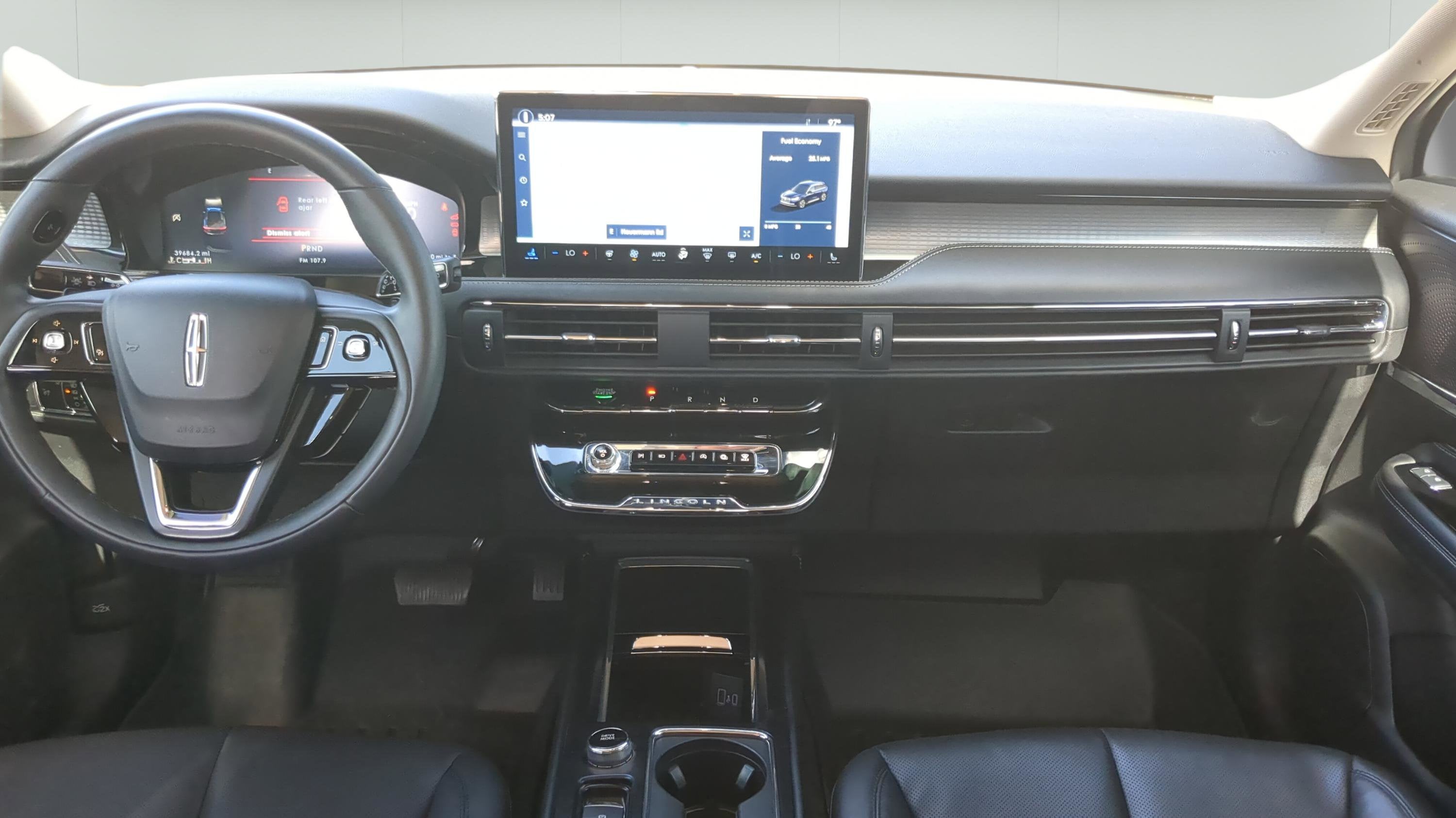2023 Lincoln Corsair Standard