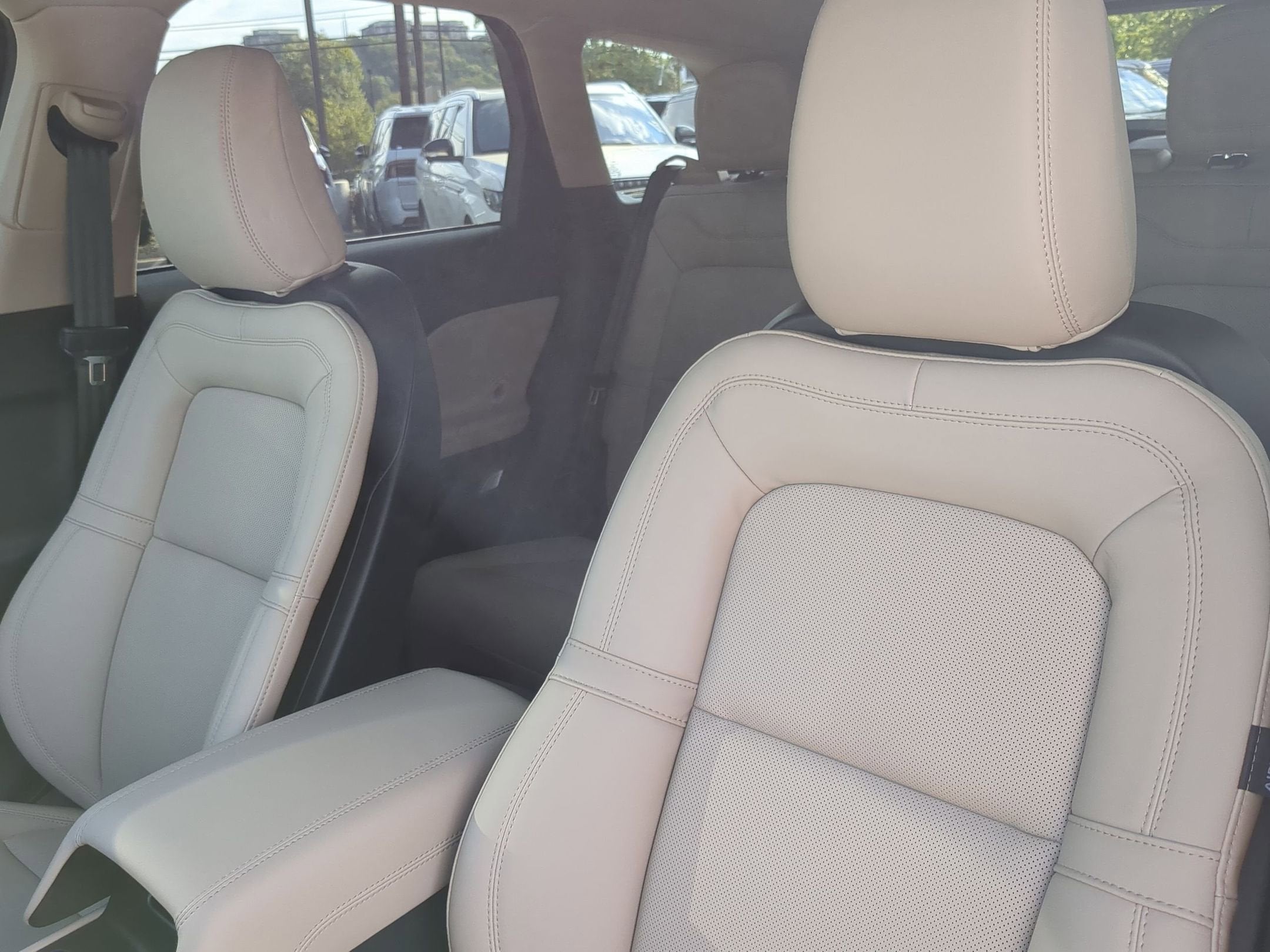 2025 Lincoln Corsair Premiere