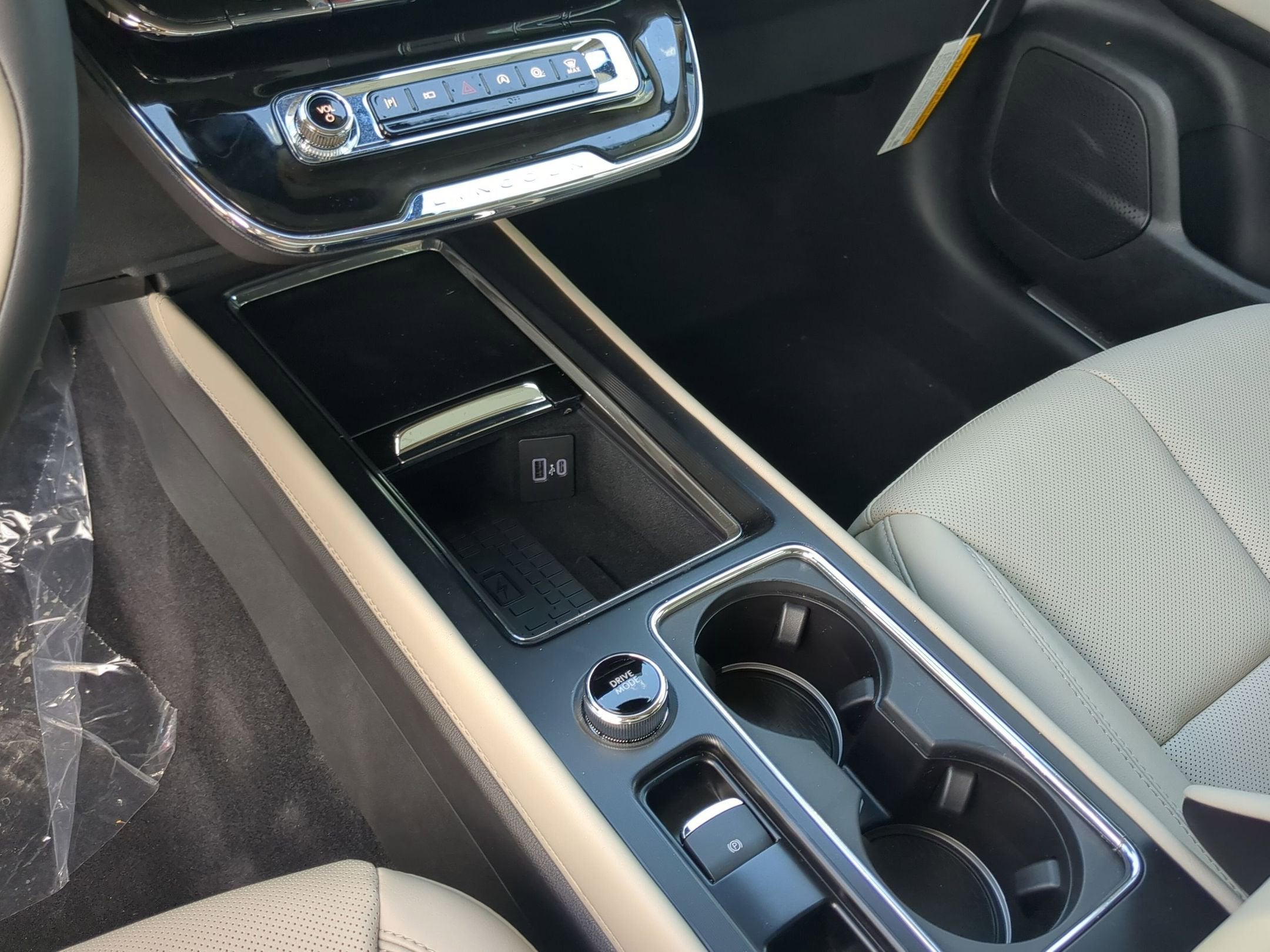 2025 Lincoln Corsair Premiere