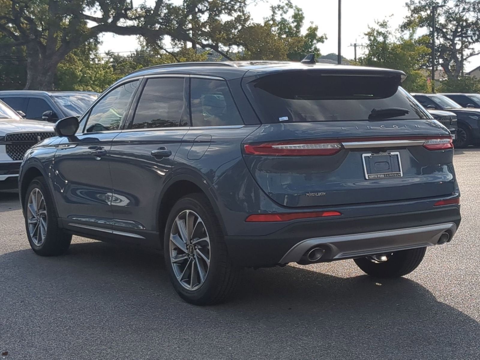 2025 Lincoln Corsair Premiere