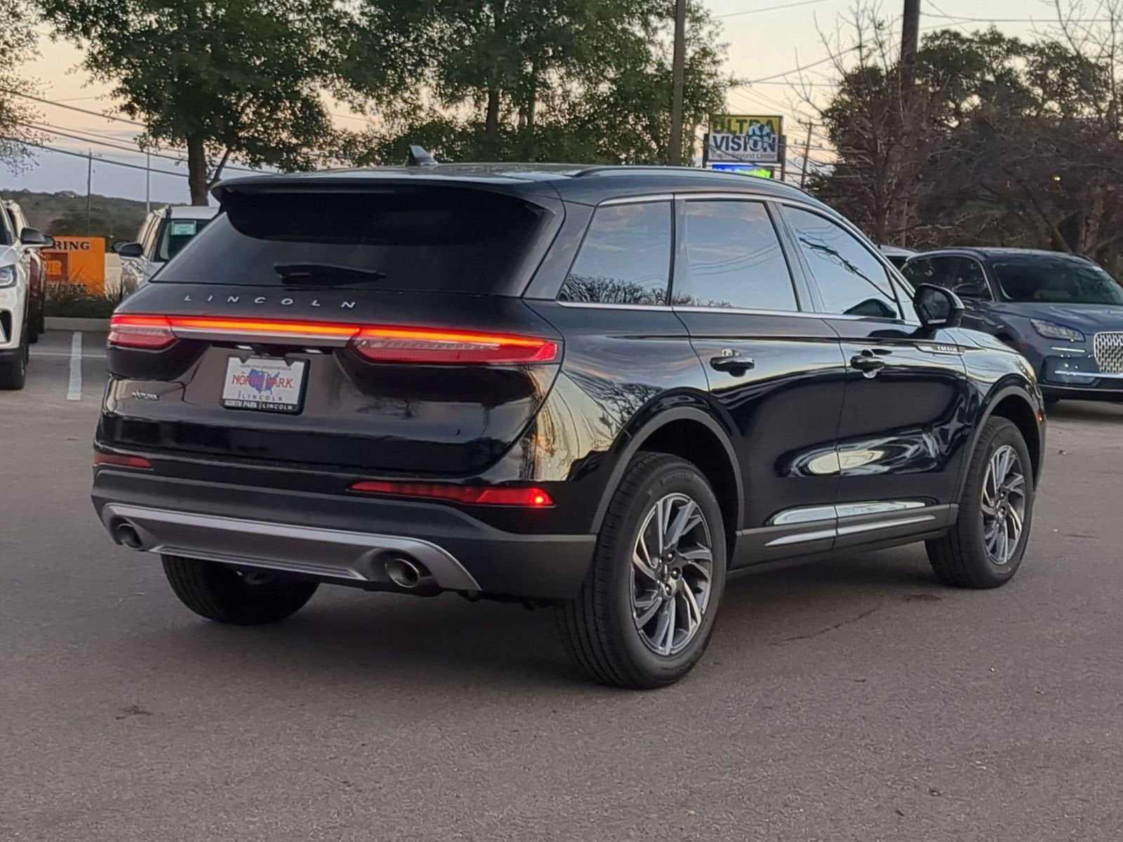 2026 Lincoln Corsair Premiere