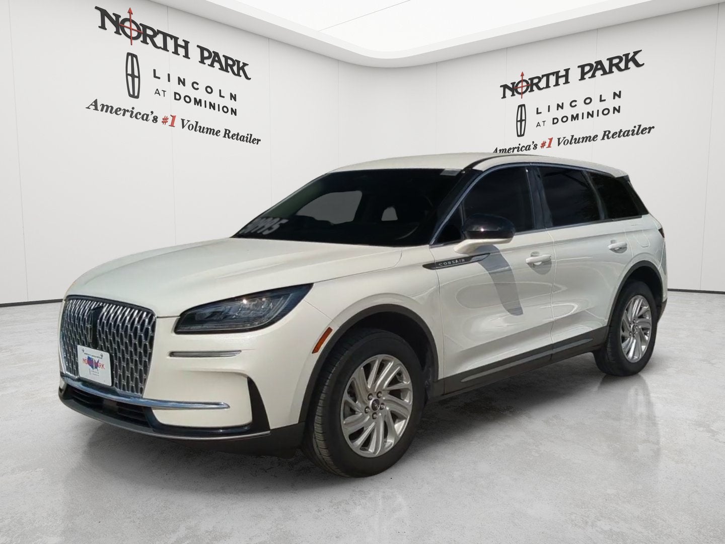 2023 Lincoln Corsair Standard