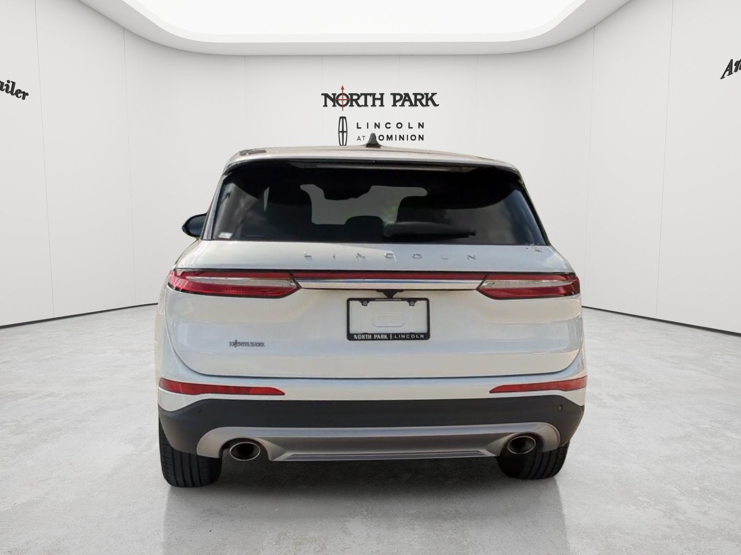 2023 Lincoln Corsair Standard