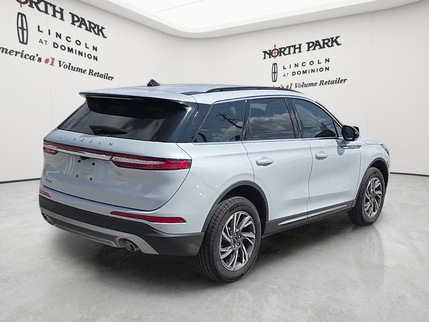 2026 Lincoln Corsair Premiere
