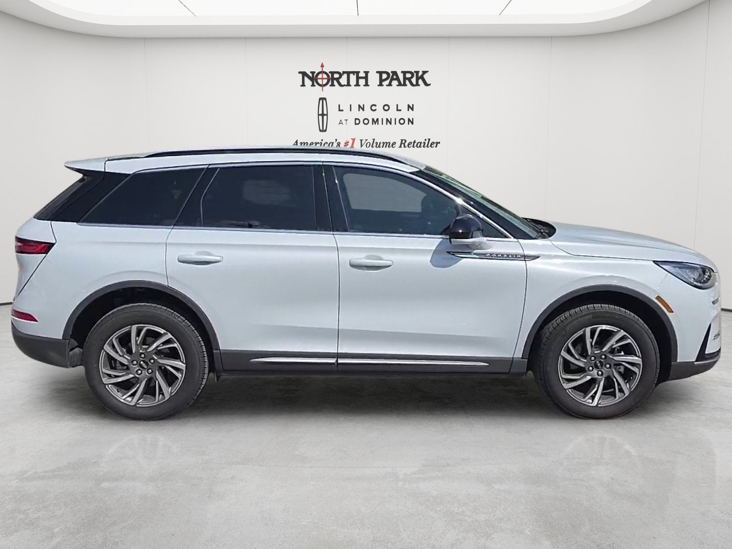 2026 Lincoln Corsair Premiere