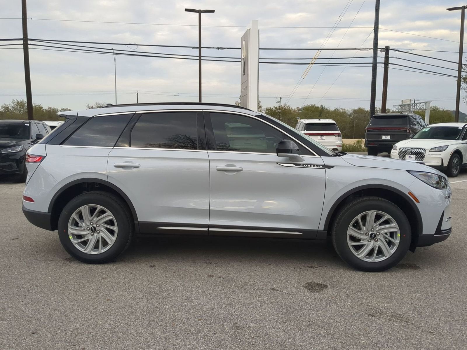 2026 Lincoln Corsair Premiere