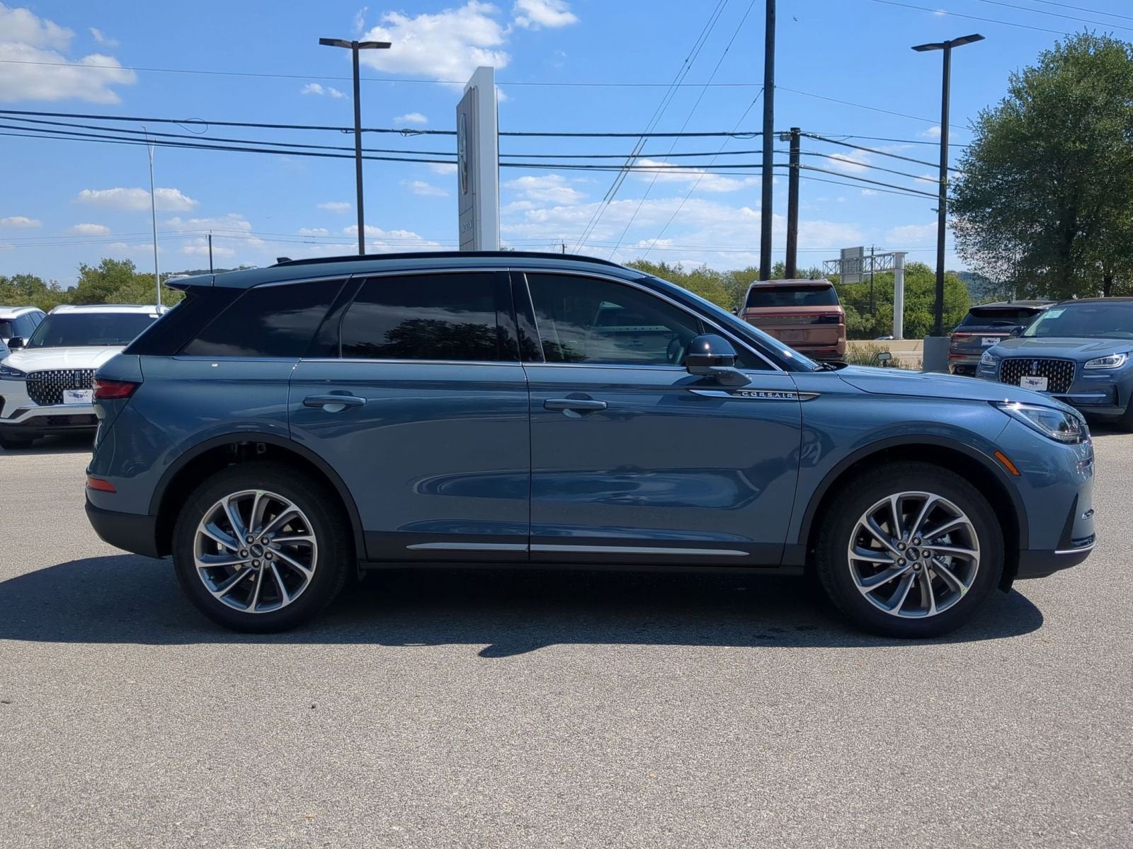 2026 Lincoln Corsair Premiere