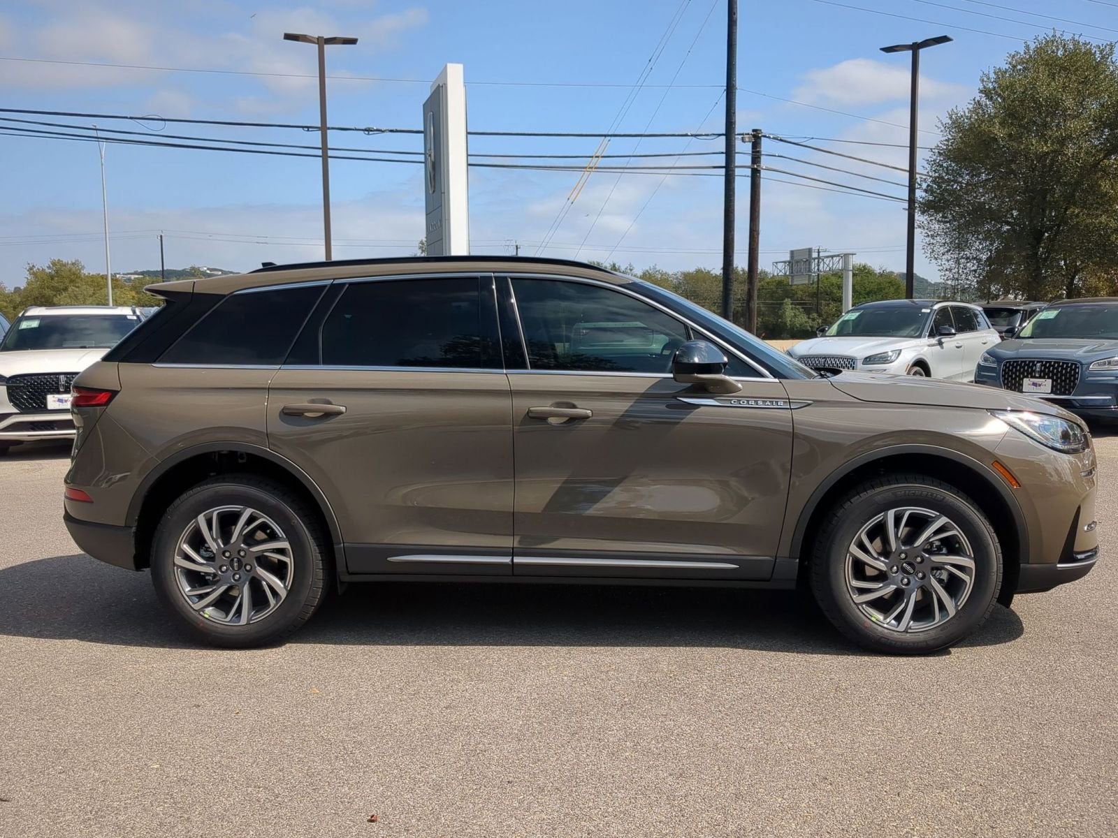 2026 Lincoln Corsair Premiere