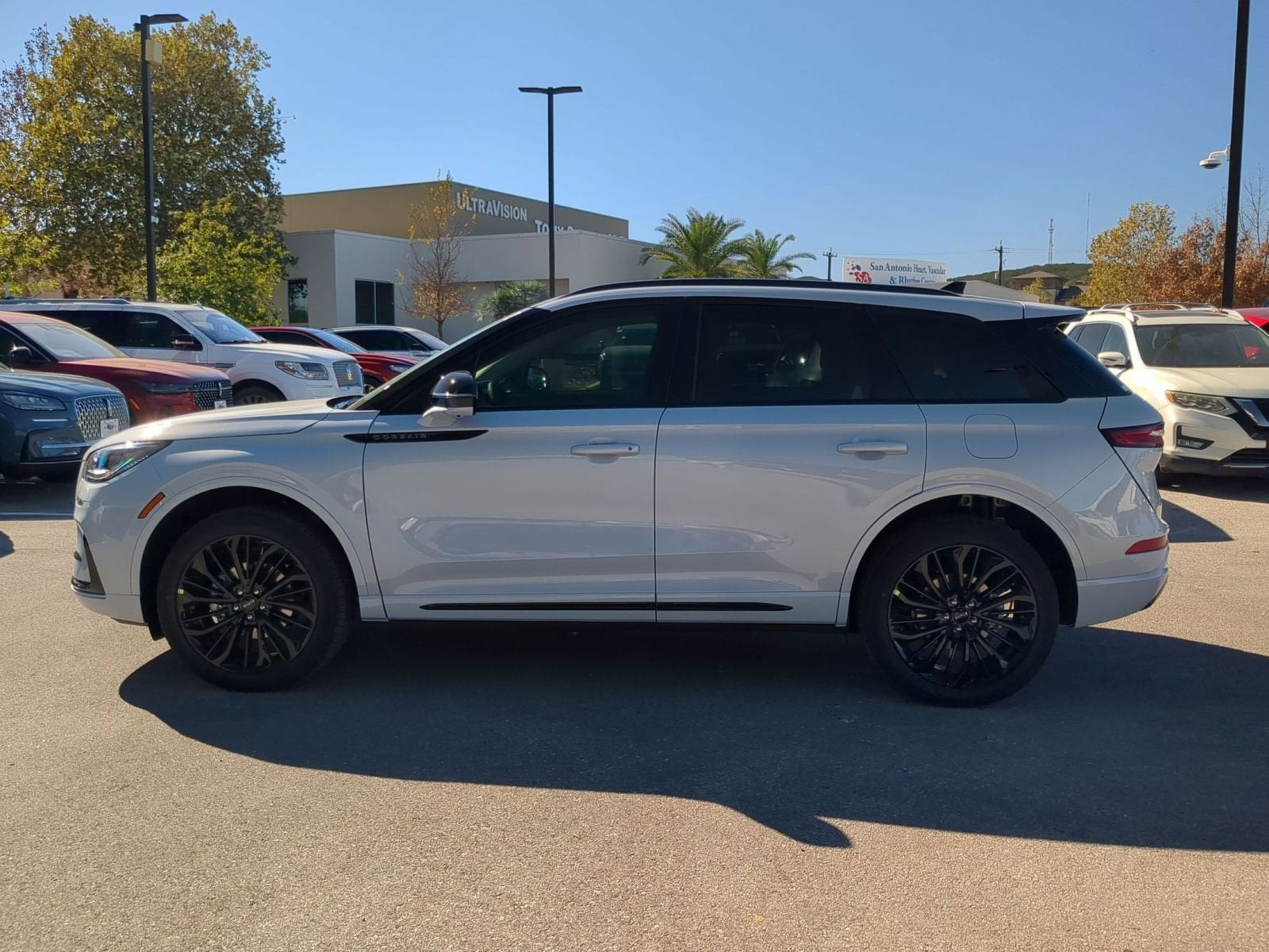 2026 Lincoln Corsair Premiere